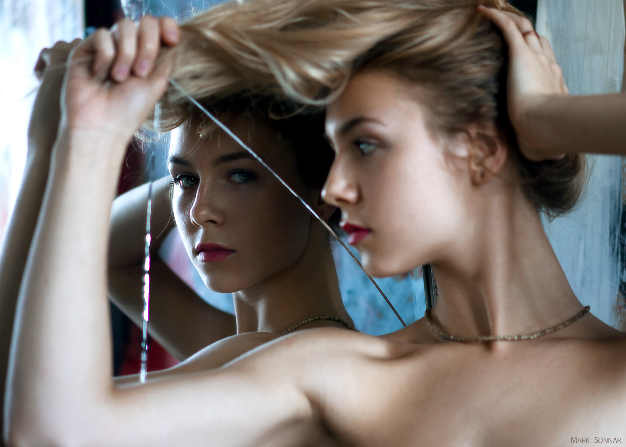 Sony a7R + Sony Sonnar T* FE 55mm F1.8 ZA sample photo. Mirrored photography