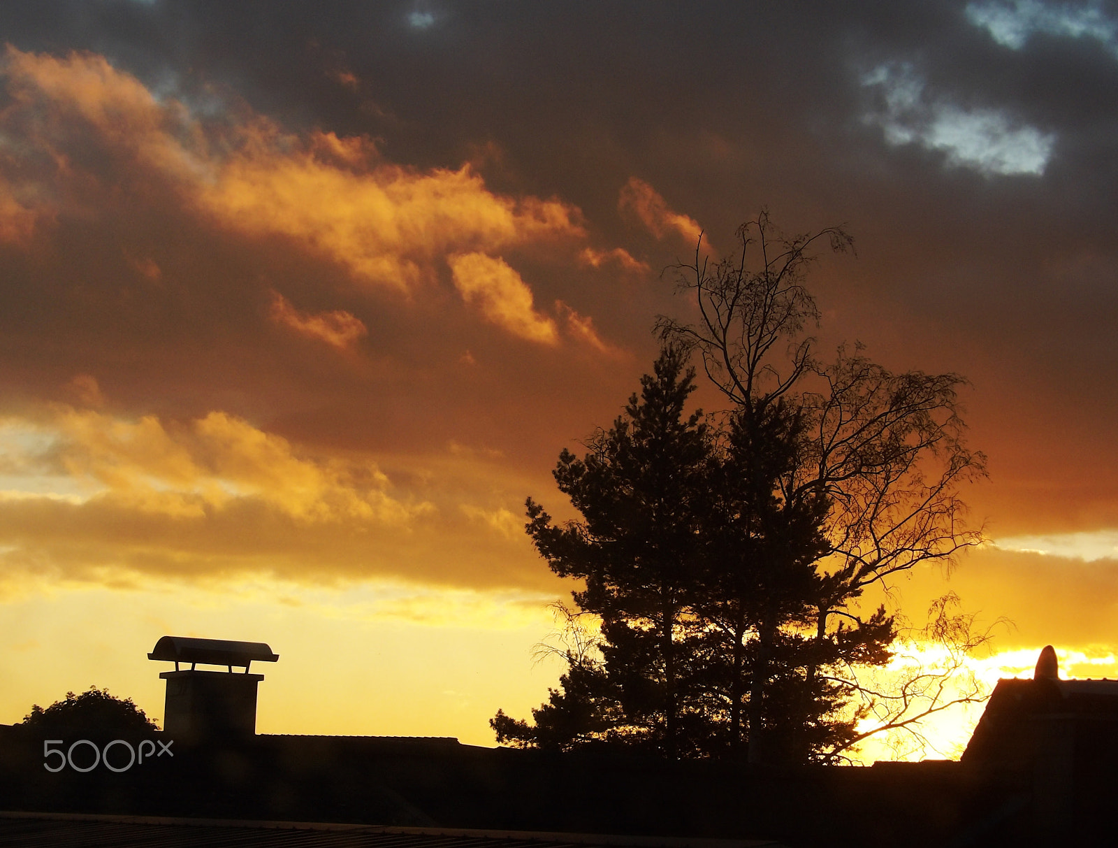 Ricoh PENTAX XG-1 sample photo. Dramatic sky photography