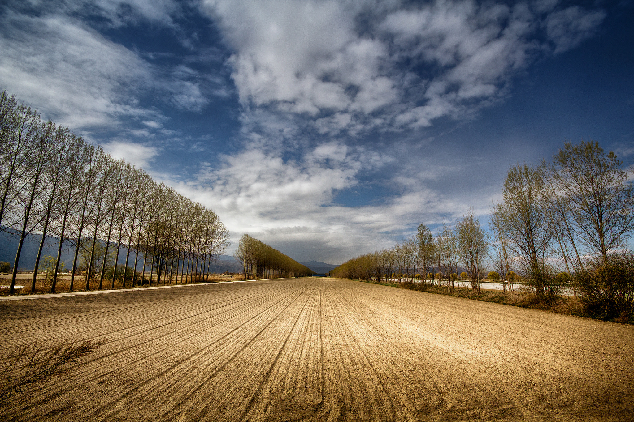 Canon EOS 60D + Sigma 10-20mm F4-5.6 EX DC HSM sample photo