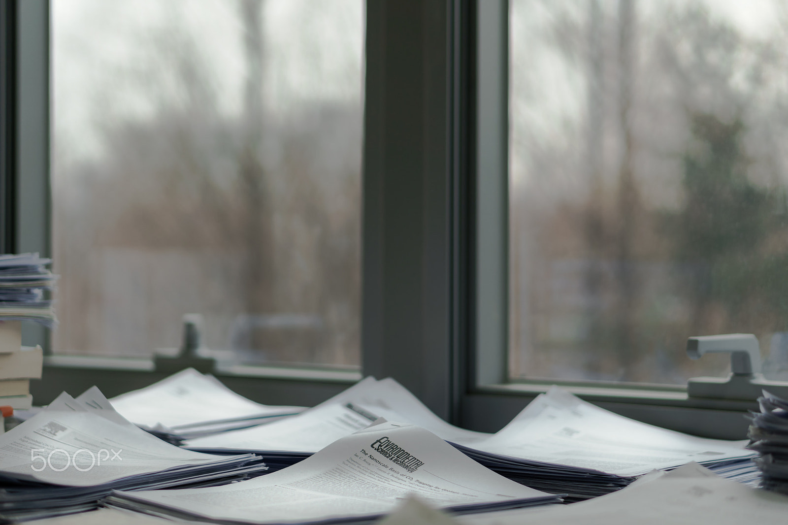 Sony a6300 + E 50mm F1.8 OSS sample photo. On the table photography