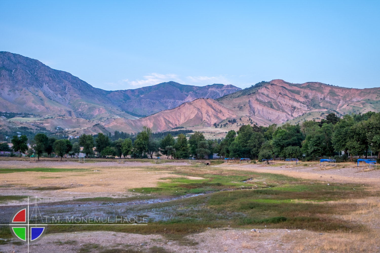 Fujifilm XF 10-24mm F4 R OIS sample photo. Glimpse of tajikistan photography