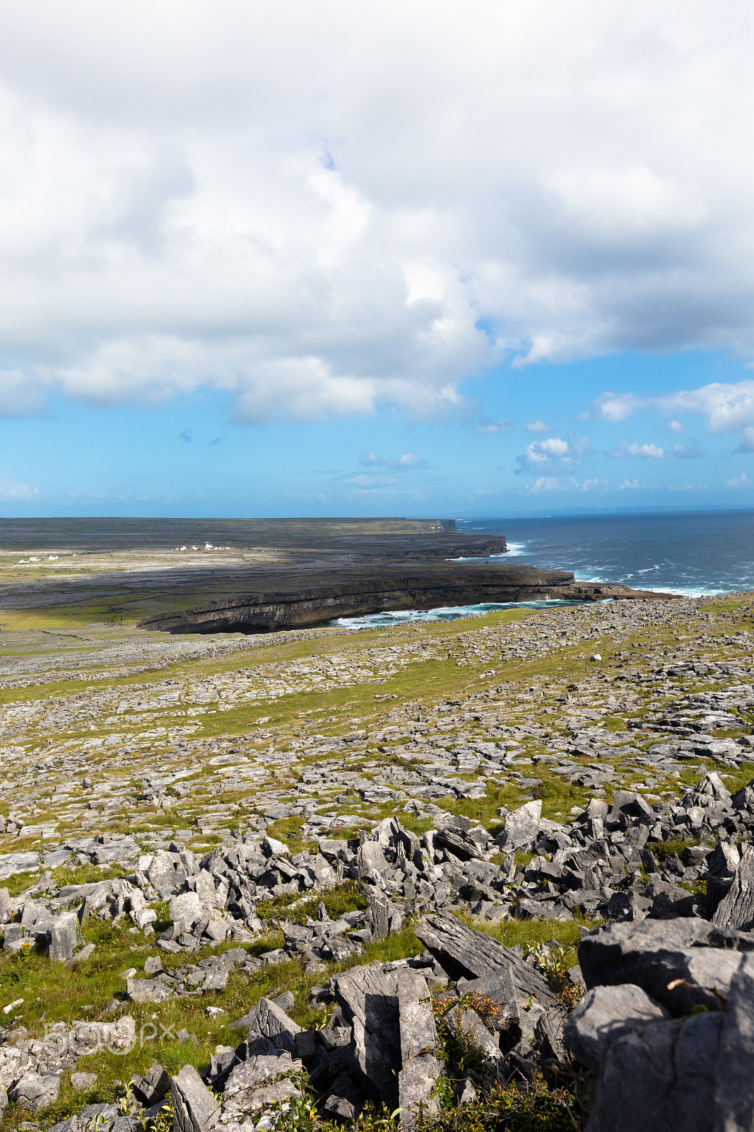 Canon EOS 5DS R + Canon EF 16-35mm F2.8L II USM sample photo. Inish more, ireland photography