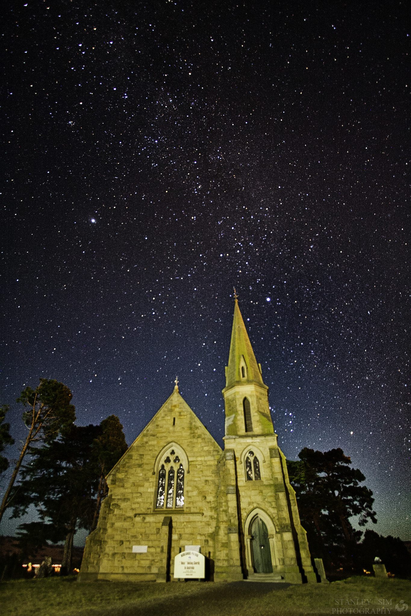 Canon EOS 50D + Canon EF-S 10-22mm F3.5-4.5 USM sample photo. Uniting church at night photography