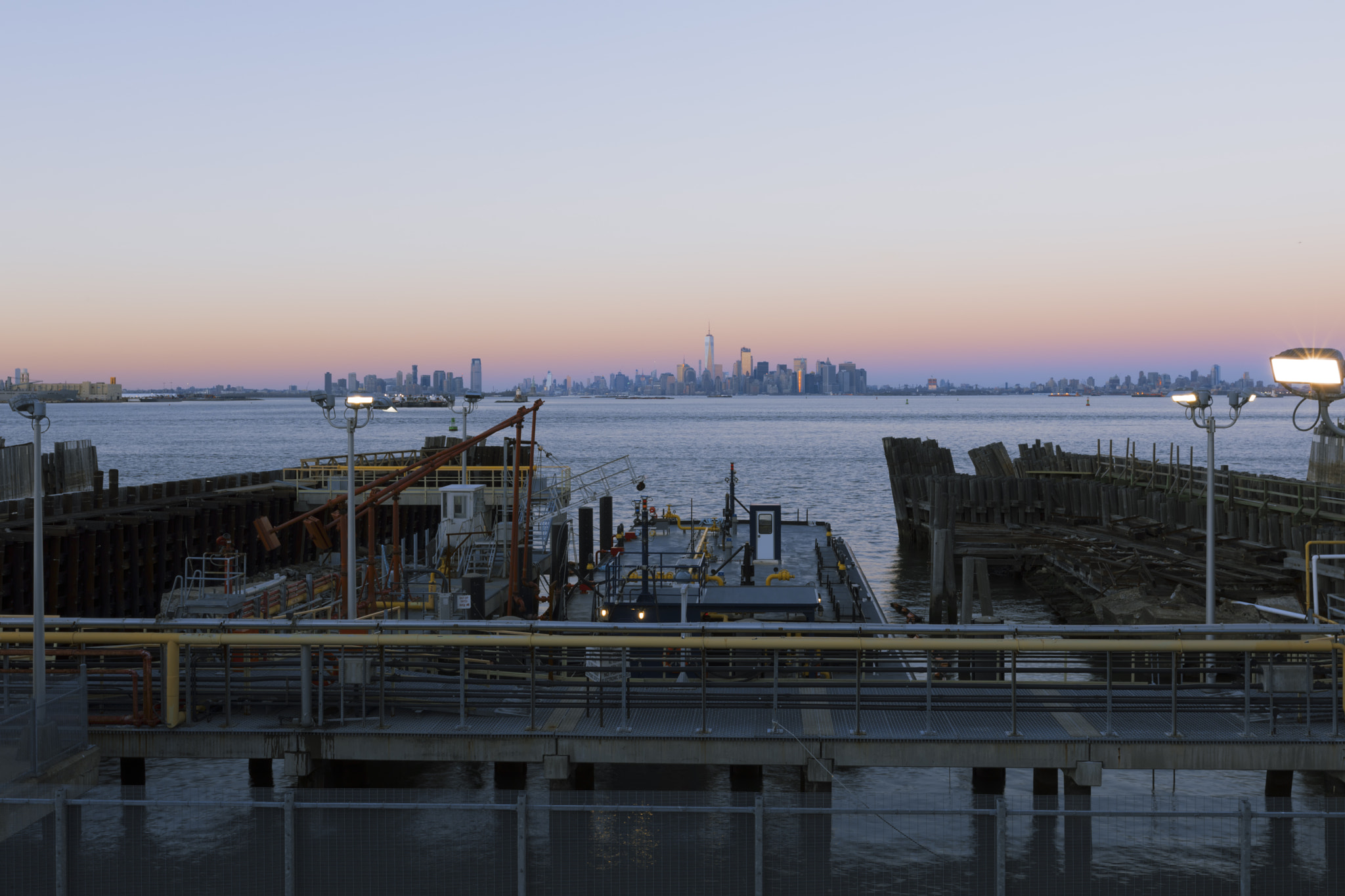 Canon EF 16-35mm F2.8L II USM sample photo. Evening view of manhattan from staten island ferry dock. photography