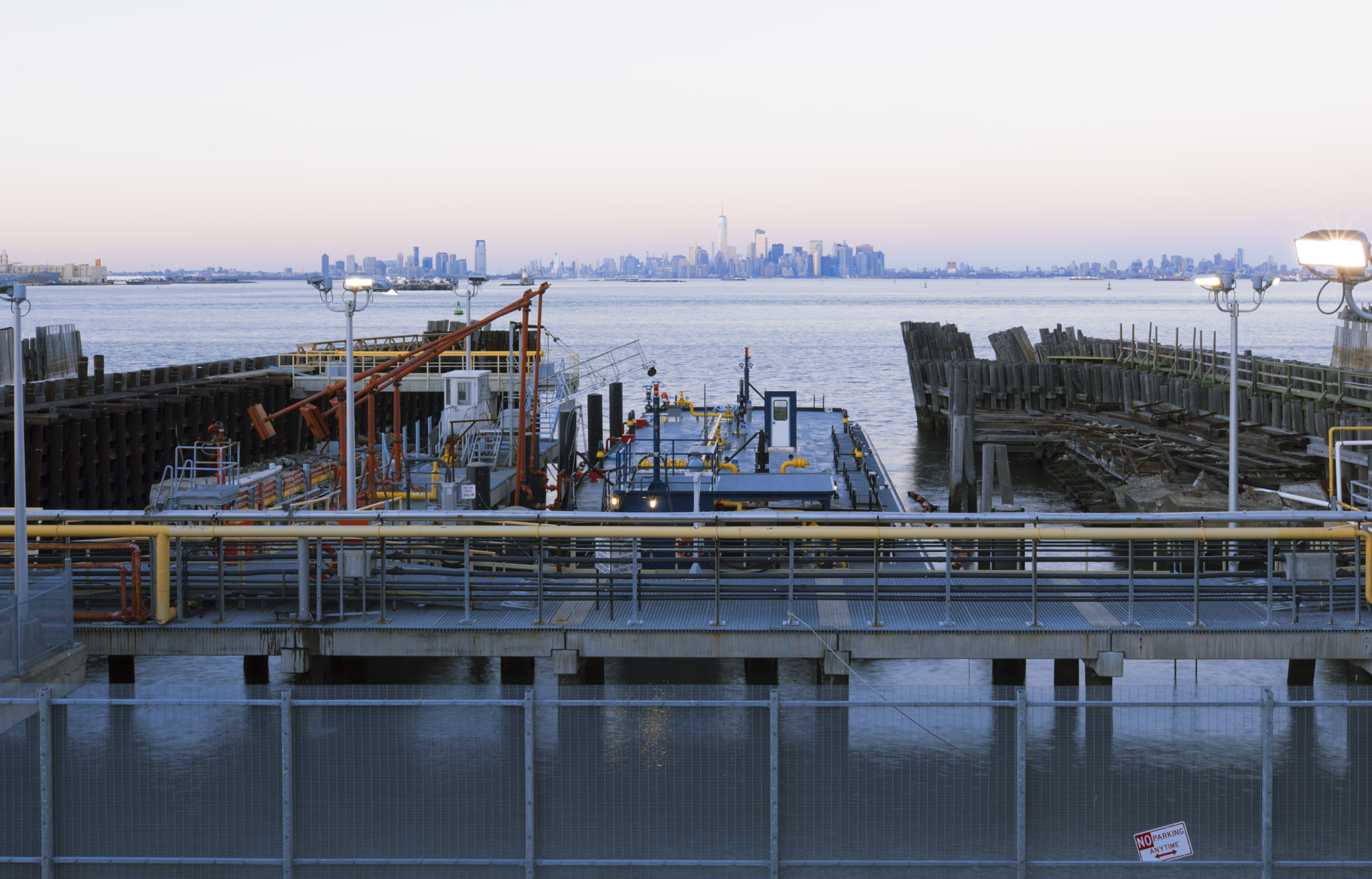 Canon EF 16-35mm F2.8L II USM sample photo. Evening view of manhattan from staten island ferry dock. photography