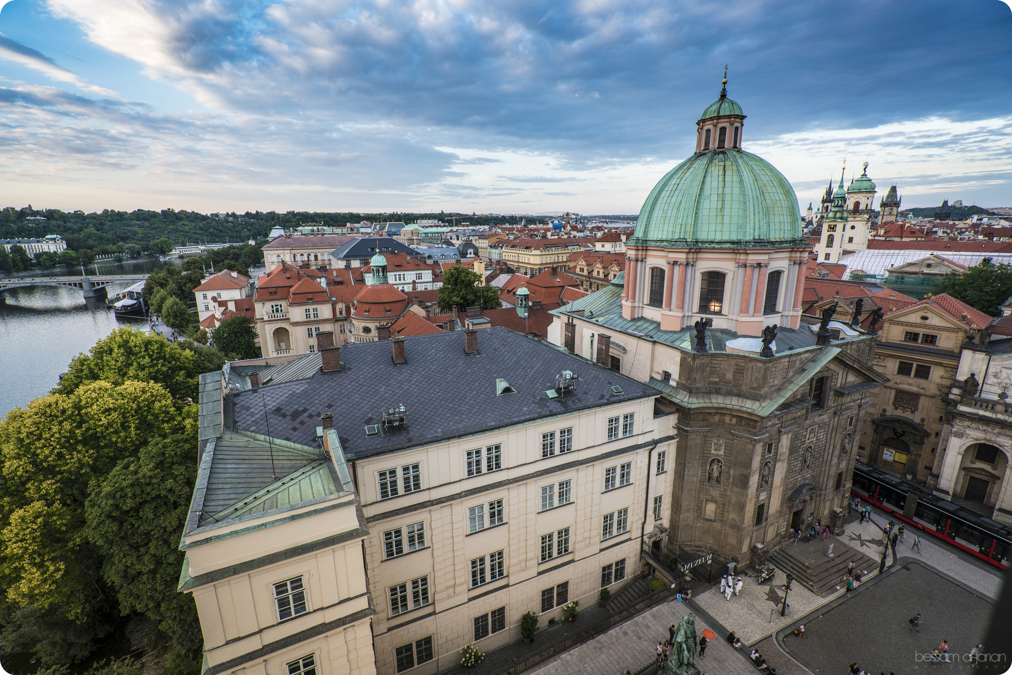 Sony a7R II + Sony Vario-Tessar T* FE 16-35mm F4 ZA OSS sample photo. Karlova mostu museum photography