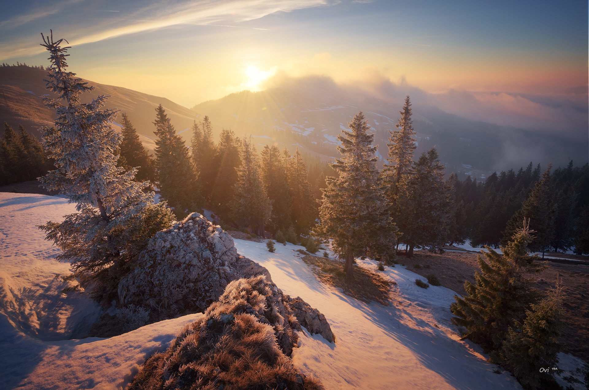 Nikon AF-S Nikkor 16-35mm F4G ED VR sample photo. Sunrise photography