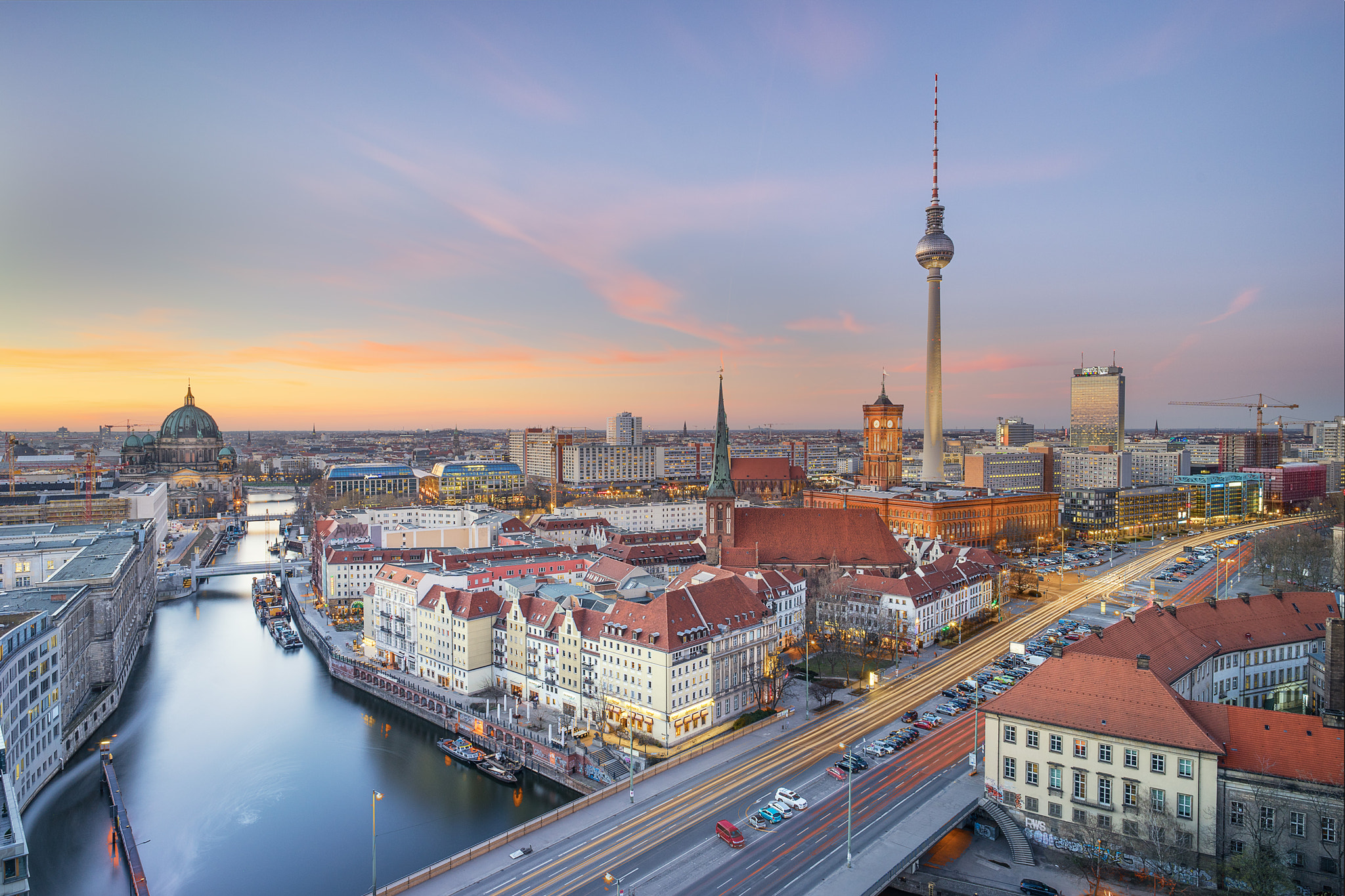 Sony a7 + E 21mm F2.8 sample photo. Berlinscape photography