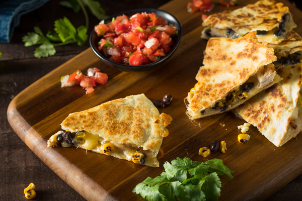 Canon EF 100mm F2.8L Macro IS USM sample photo. Homemade chicken and cheese quesadilla photography