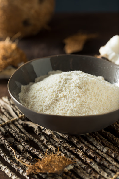 Canon EF 100mm F2.8L Macro IS USM sample photo. Raw organic dry white coconut flour photography