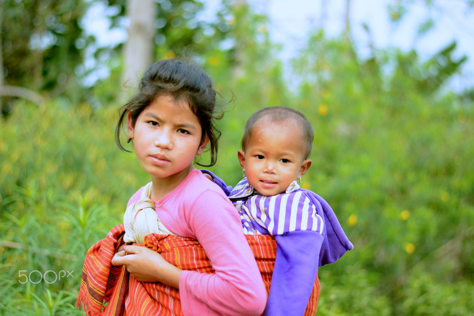 Nikon D5200 + Nikon AF-S Nikkor 50mm F1.8G sample photo. People and cultures photography