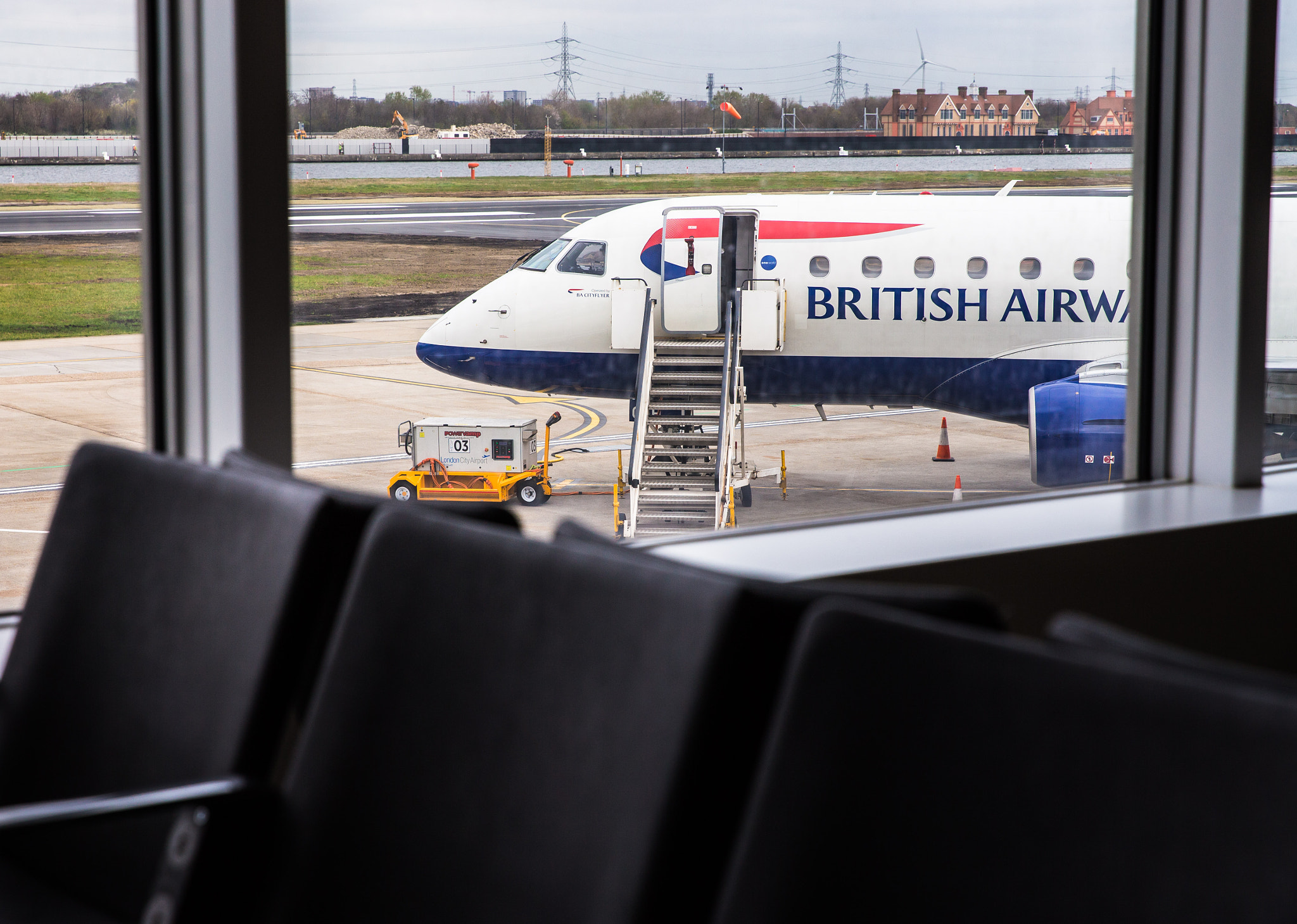 Canon EF 24-70mm F2.8L II USM sample photo. British airways embraer - london city airport photography