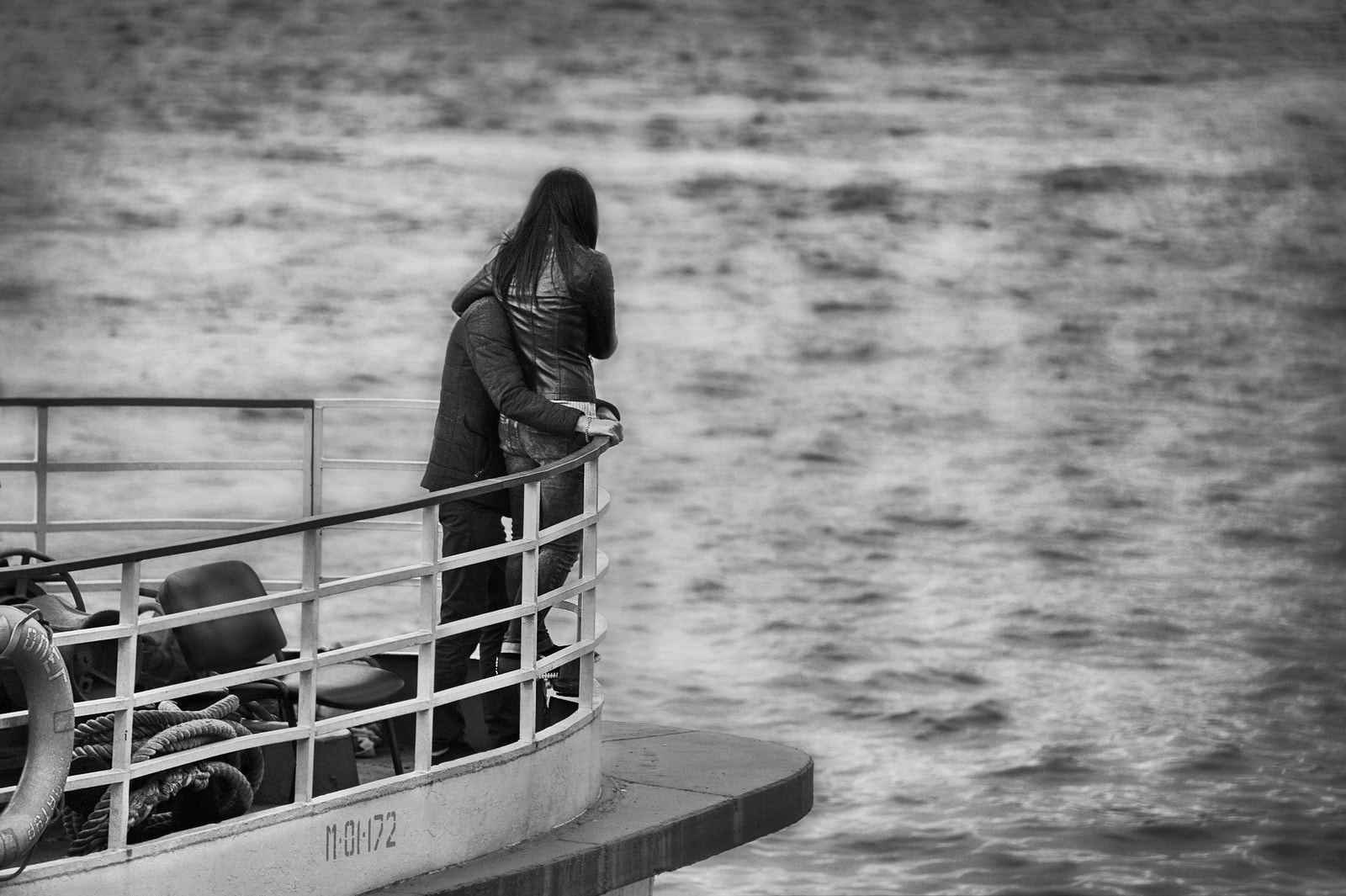 Nikon D700 sample photo. ...don't stand in the wind photography