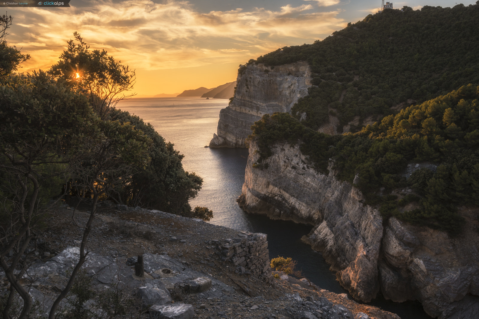 Nikon AF-S Nikkor 16-35mm F4G ED VR sample photo. Bay island palmaria photography