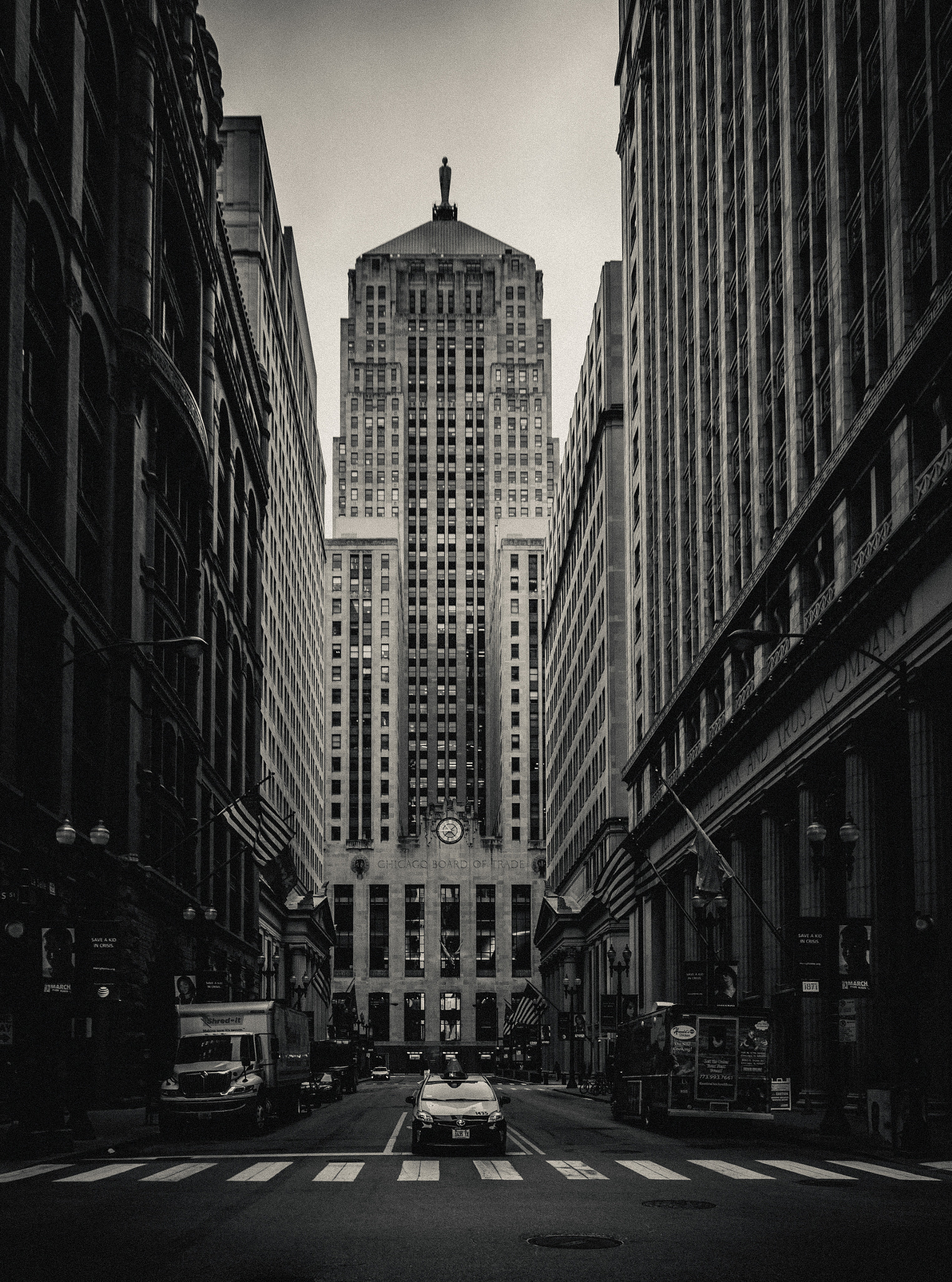 Nikon D7200 sample photo. Ominous and elegant photography