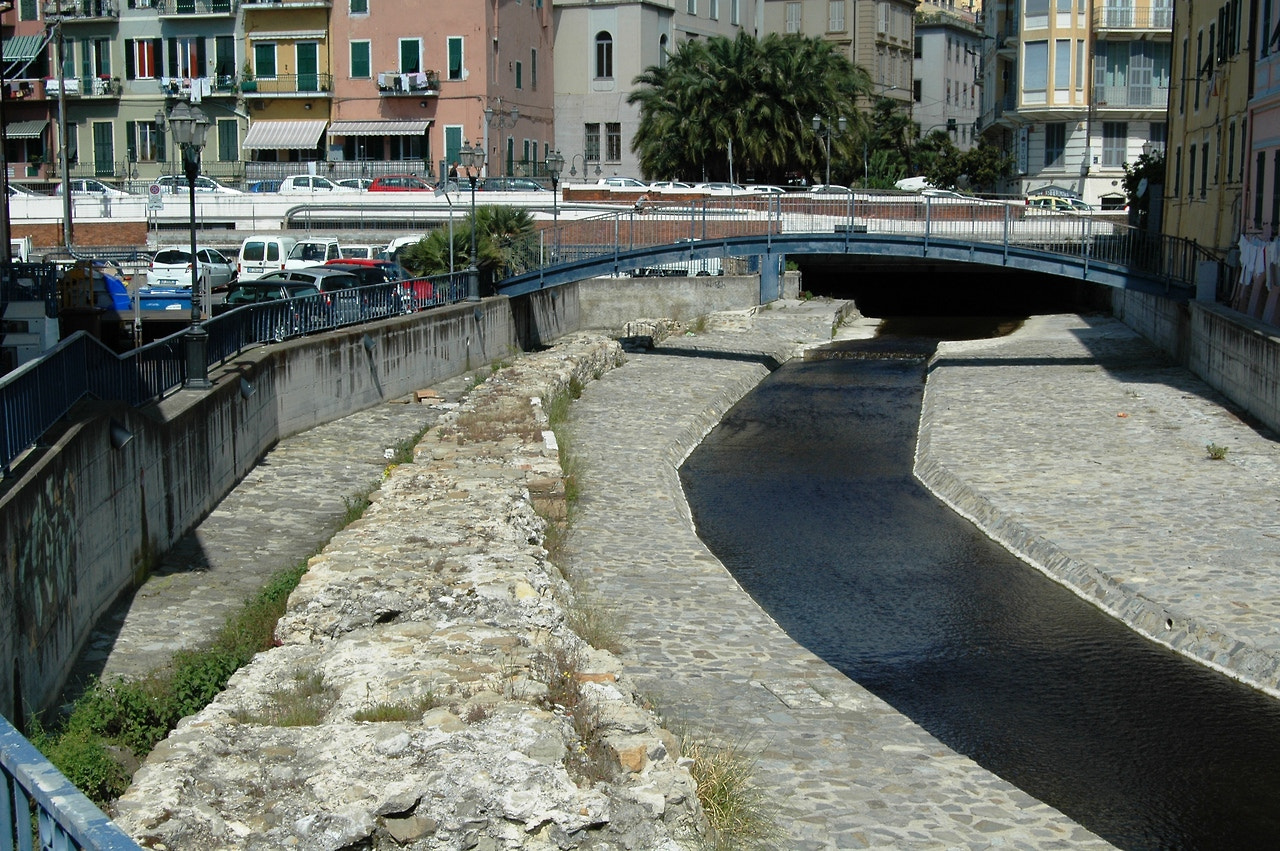 Nikon D70 sample photo. Sanremo (im) - ruderi di molo tardo-medievale photography