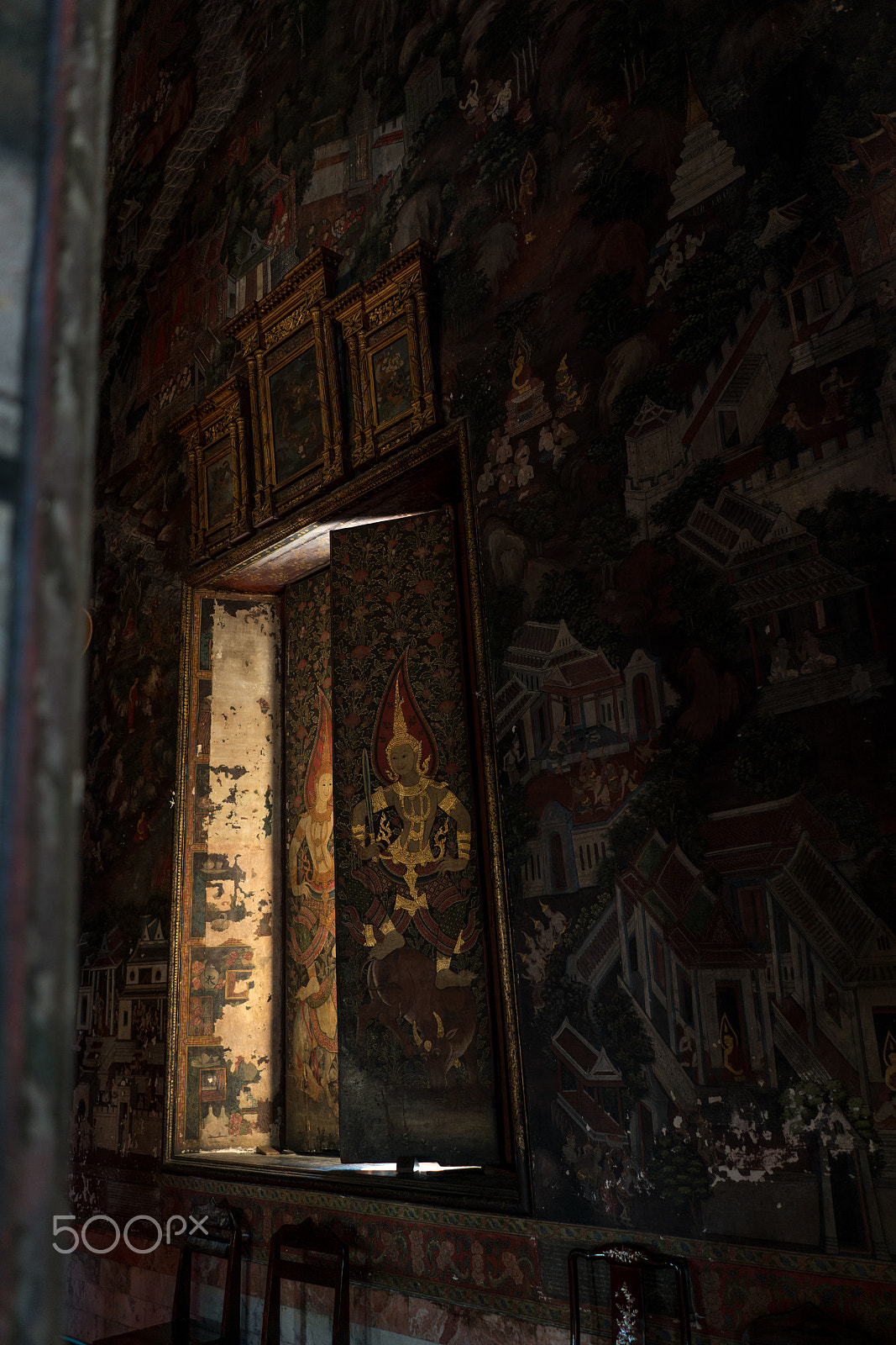 Sony FE 28mm F2 sample photo. Window of time #2 photography