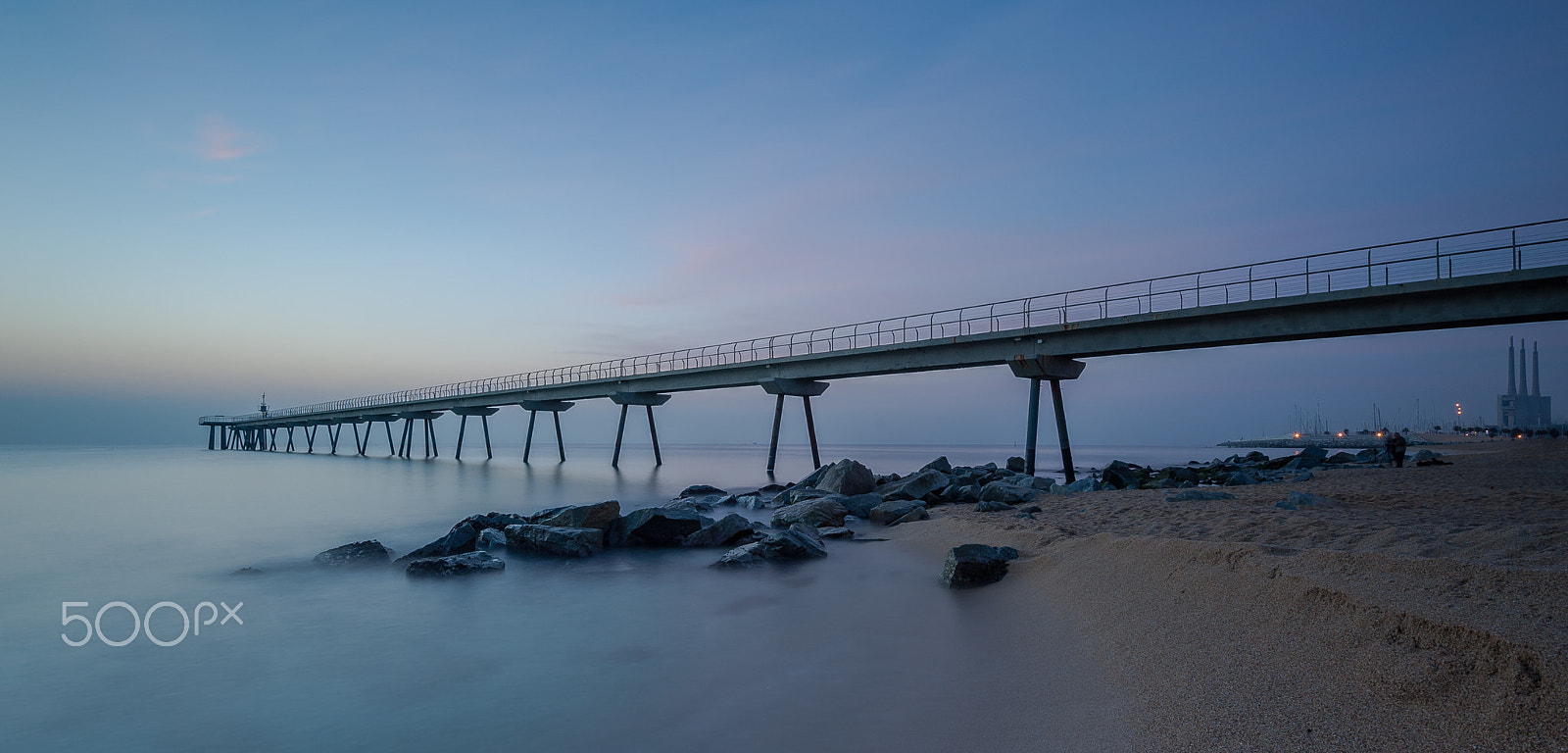 Nikon AF-S Nikkor 16-35mm F4G ED VR sample photo. Pont del petroli photography