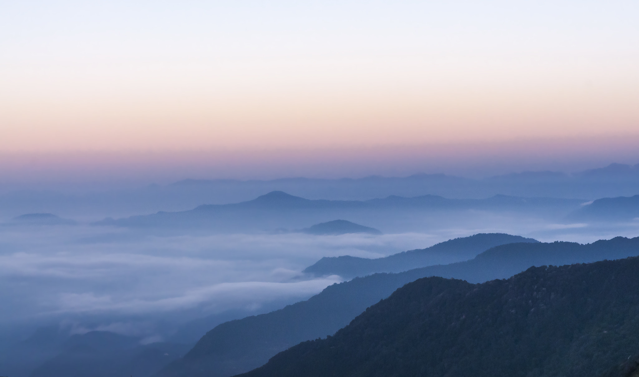 Nikon D90 sample photo. Morning clouds as seen from zuluk photography