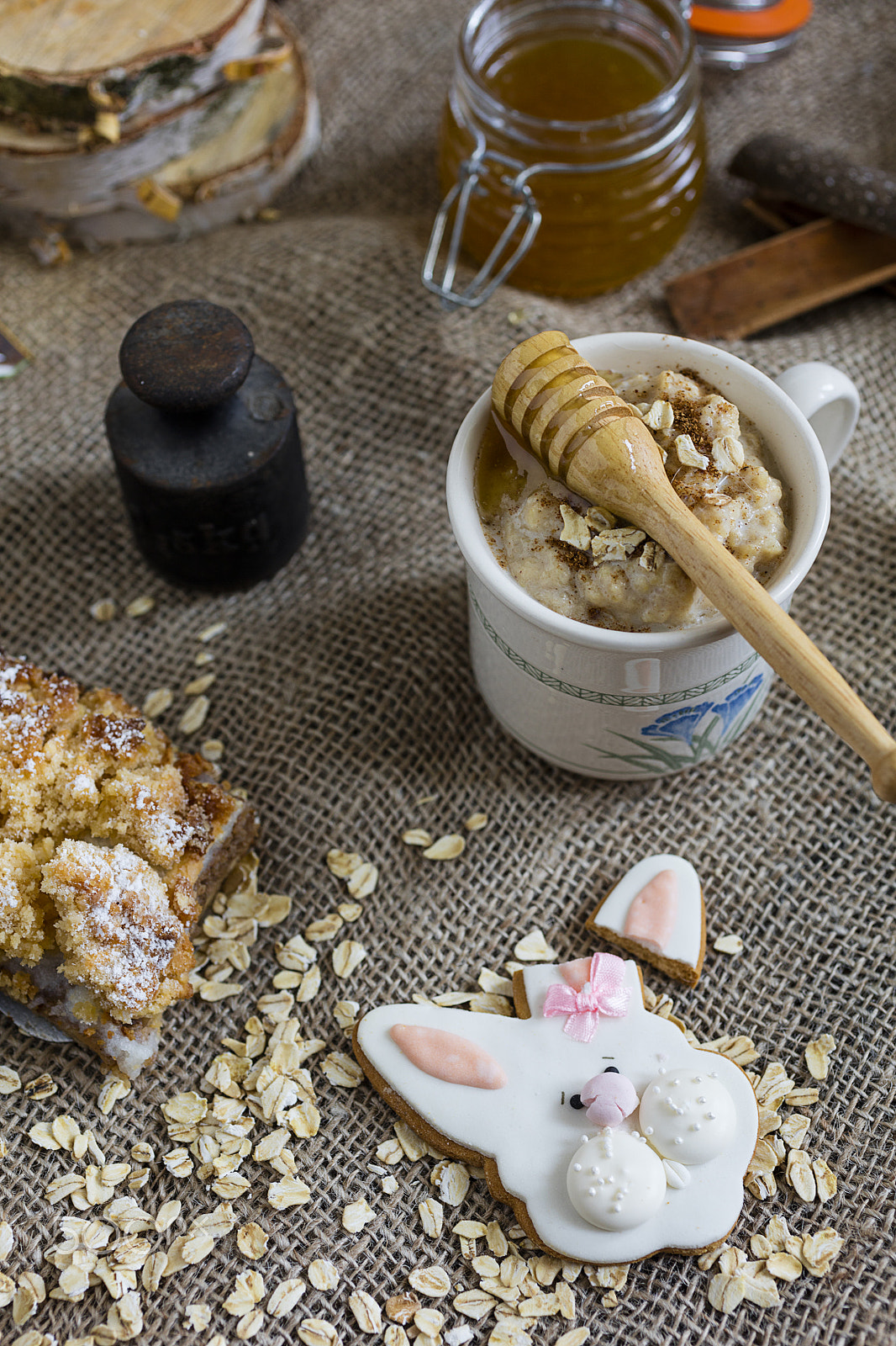 Canon EOS 5DS R + Canon EF 50mm F2.5 Macro sample photo. Breakfast porridge with gingerbread taste :) photography