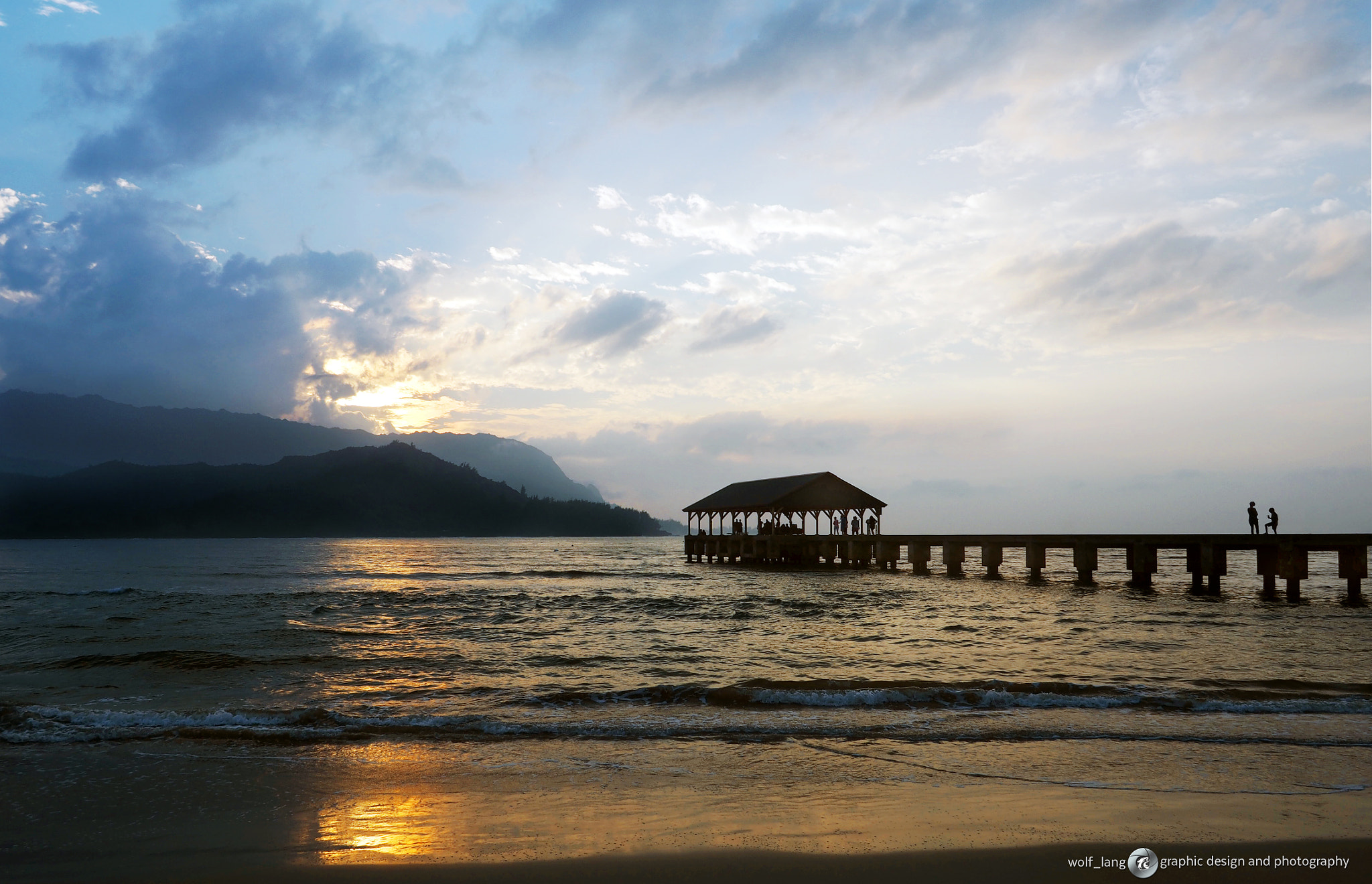 Olympus OM-D E-M10 II sample photo. Sunset on hanalei pier, kauai photography