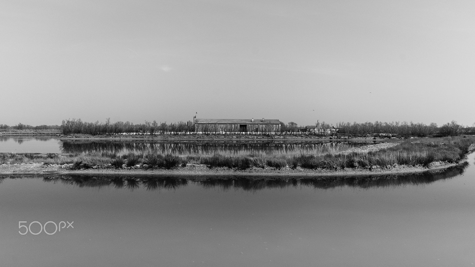 Sigma 10-20mm F4-5.6 EX DC HSM sample photo. Warehouse photography