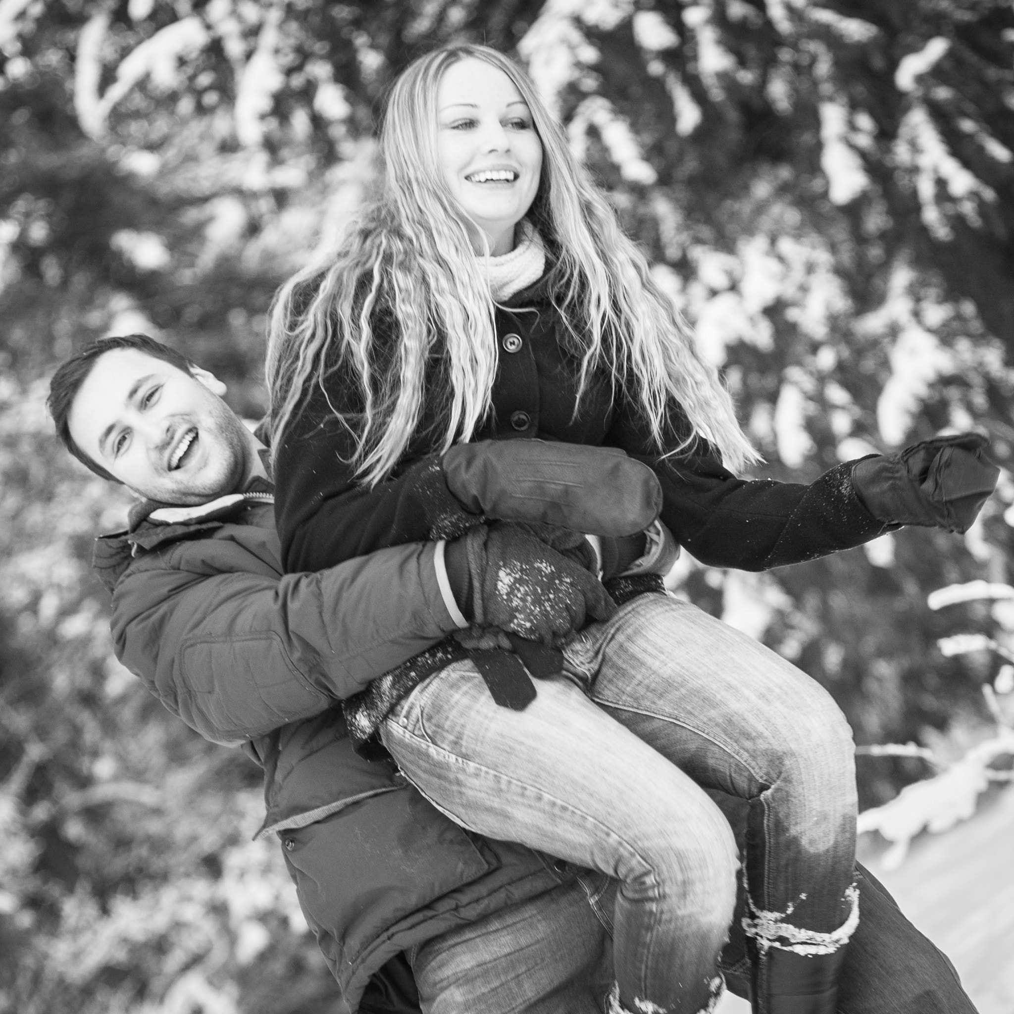 Canon EF 70-200mm F2.8L IS USM sample photo. Winter couple photography