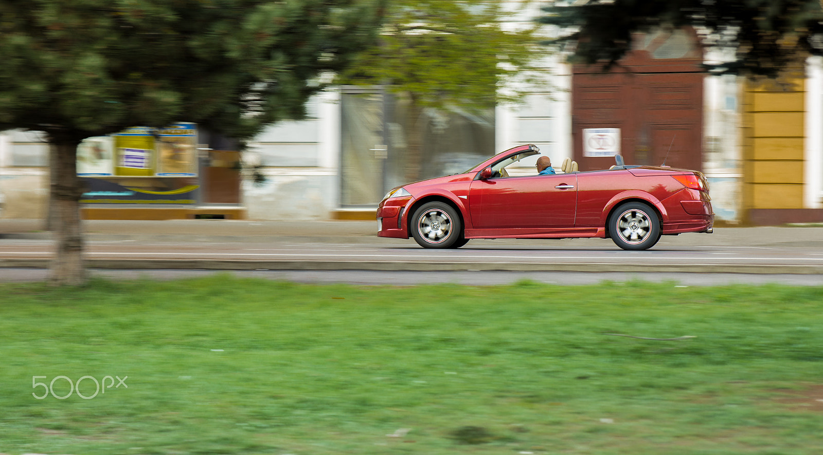 Tamron SP 24-70mm F2.8 Di VC USD sample photo. Panning foto photography