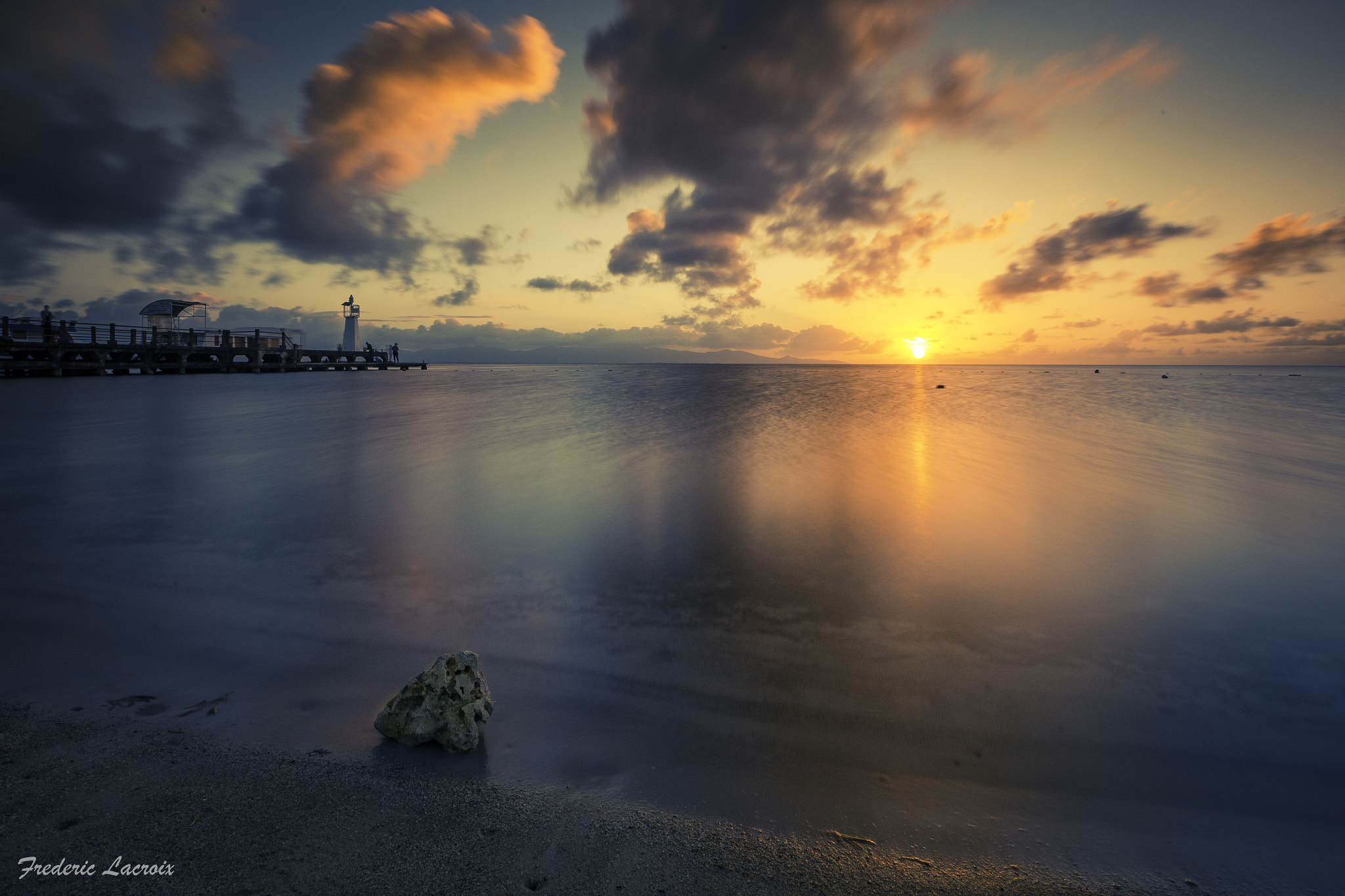 Canon EF 16-35mm F2.8L II USM sample photo. Grand cul de sac marin photography