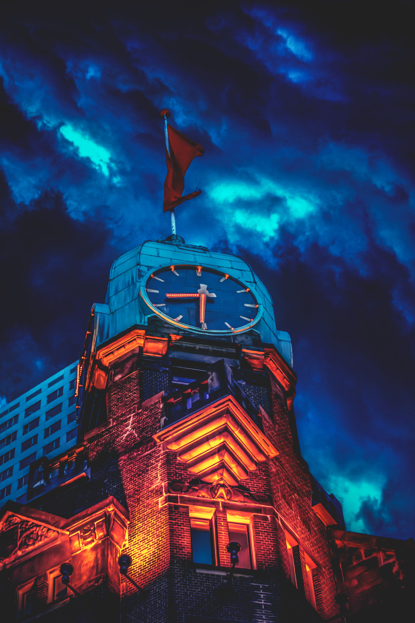 Nikon D5200 + Nikon AF-S Nikkor 50mm F1.8G sample photo. Clock tower photography