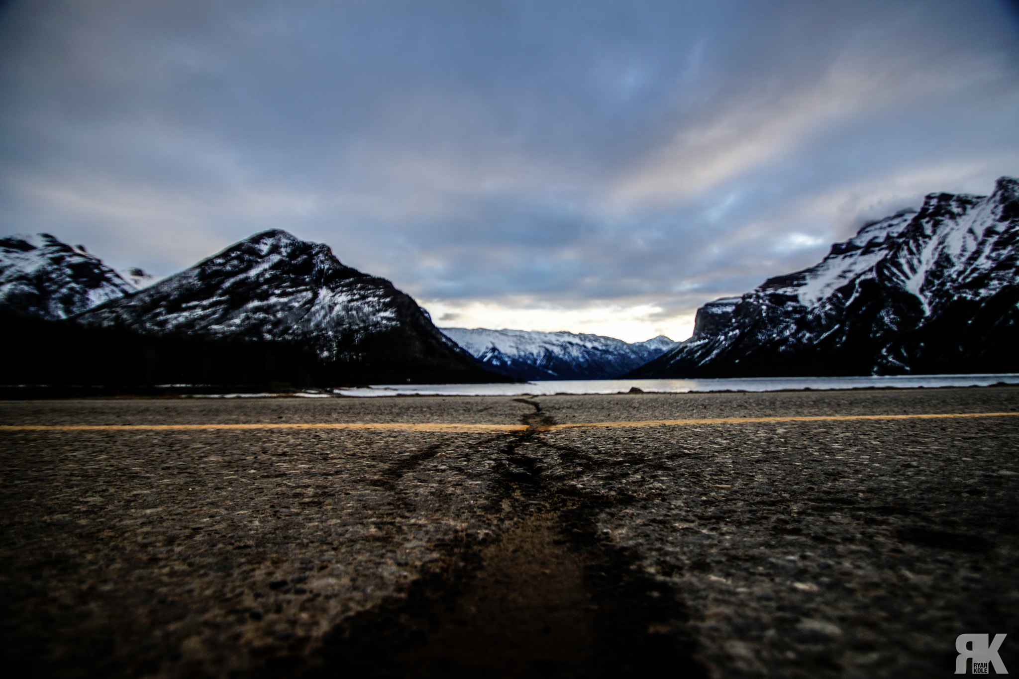 Sony ILCA-77M2 + DT 10-24mm F3.5-4.5 SAM sample photo. Crack in the road photography