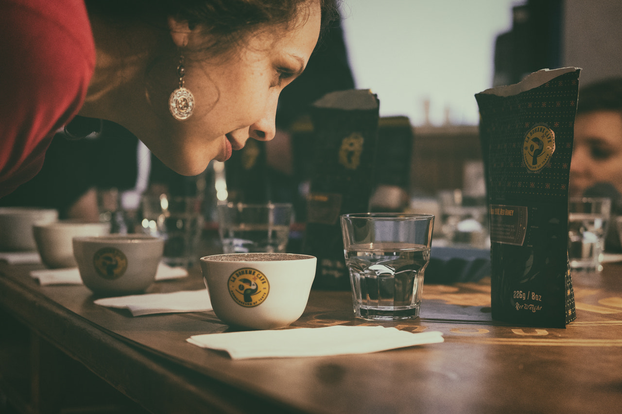 Fujifilm X-Pro2 + Fujifilm XF 35mm F2 R WR sample photo. Cupping photography