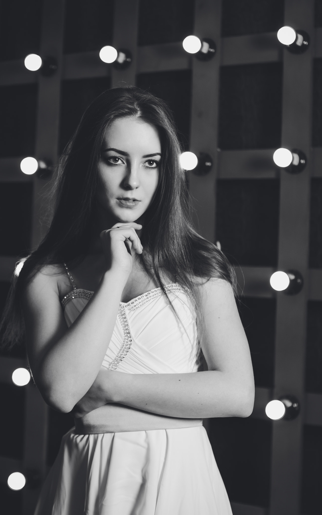 Sony DT 35mm F1.8 SAM sample photo. Dark white lights photography