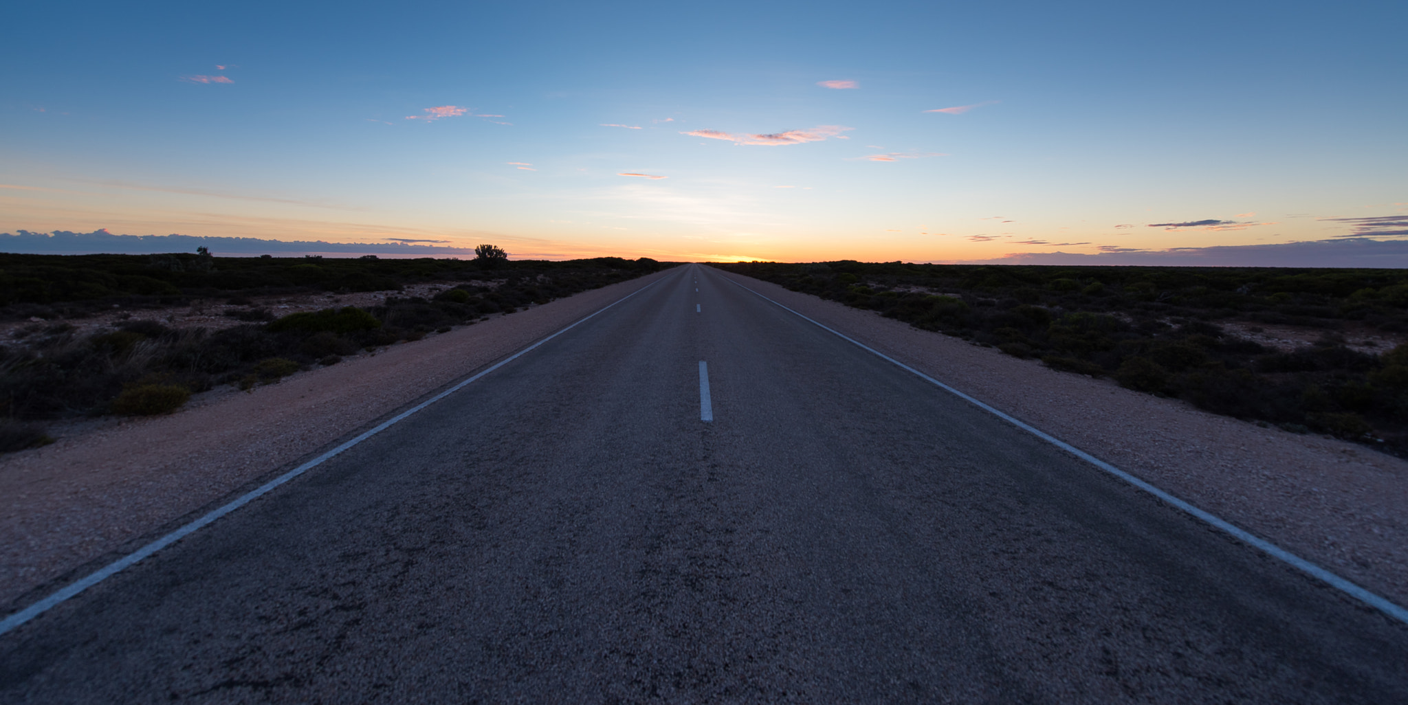 Nikon D810 sample photo. Sunset on the vast and flat nullarbor plain photography