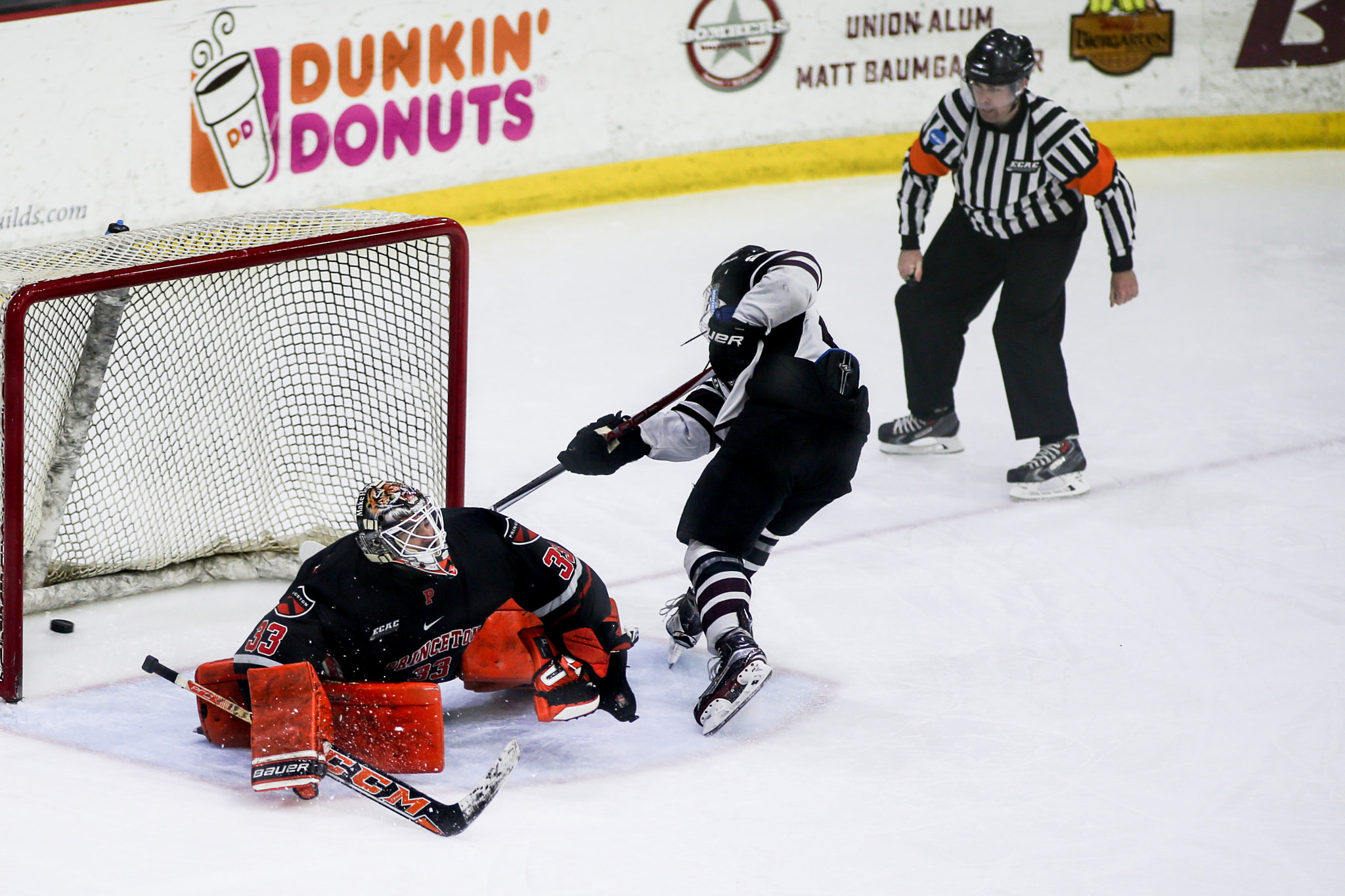 Canon EOS-1D X + Canon EF 200mm f/1.8L sample photo. Princeton
1
15-15-3

union
4
24-8-3

friday, march 10, 2017

non-conference game
ecac... photography