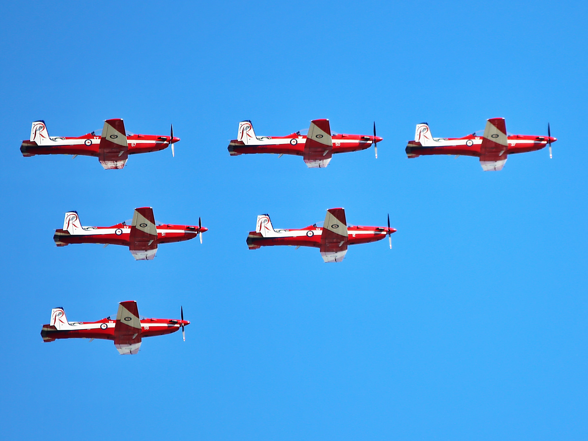 Canon EOS 80D sample photo. Migrating birds... the roulettes air display team - formula 1 gp - melbourne 2017 photography