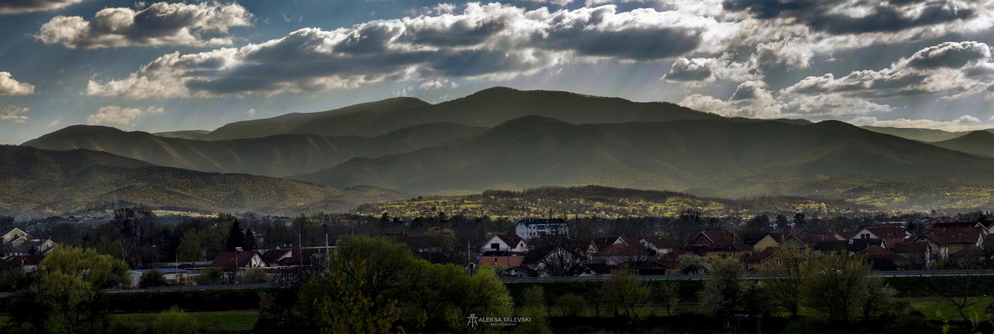 Sigma 70-200mm F2.8 EX DG Macro HSM II sample photo. Planinski venac stolovi photography