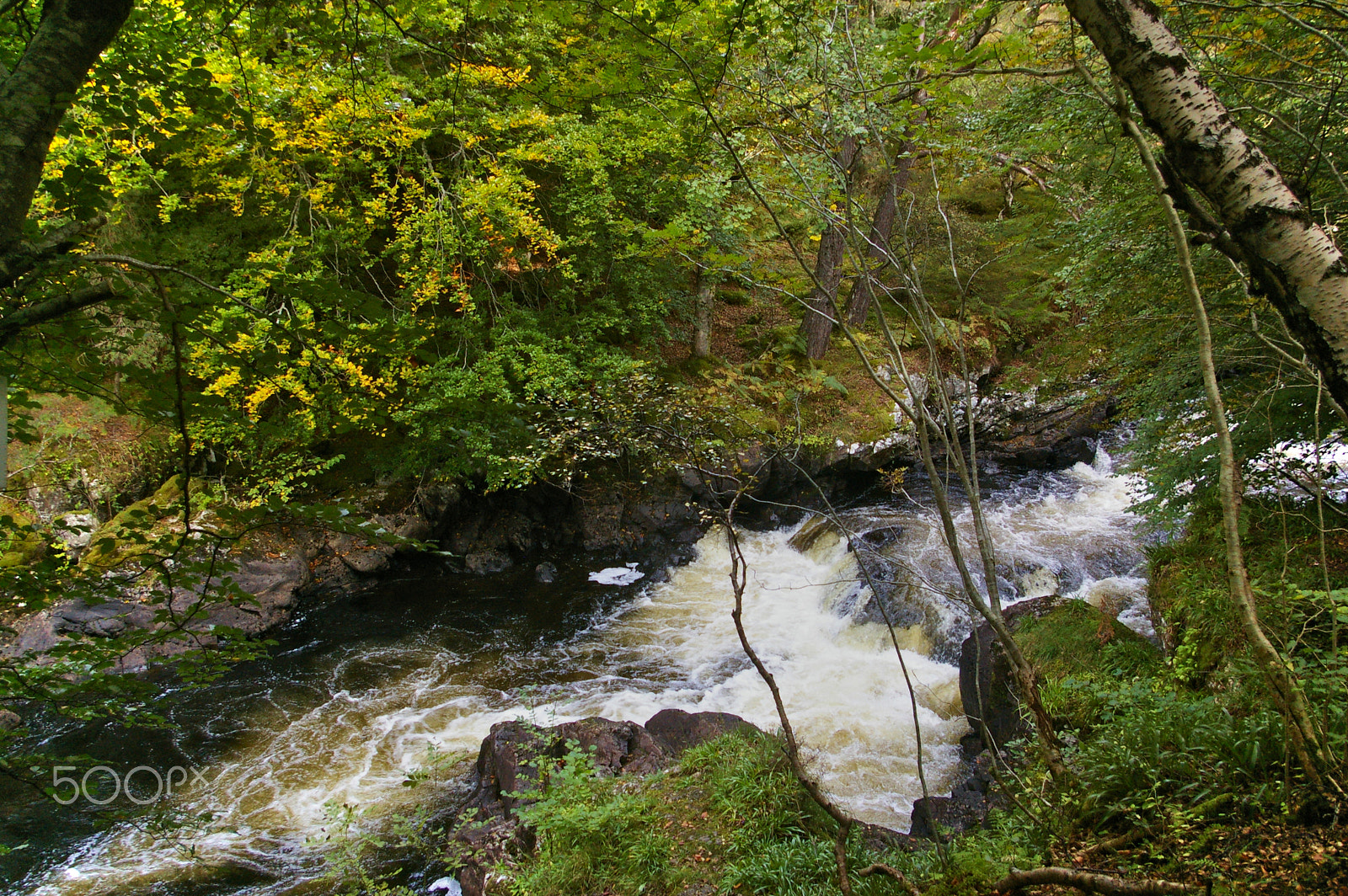 Pentax K100D + Pentax smc DA 18-55mm F3.5-5.6 AL sample photo. River inver near lochinver photography