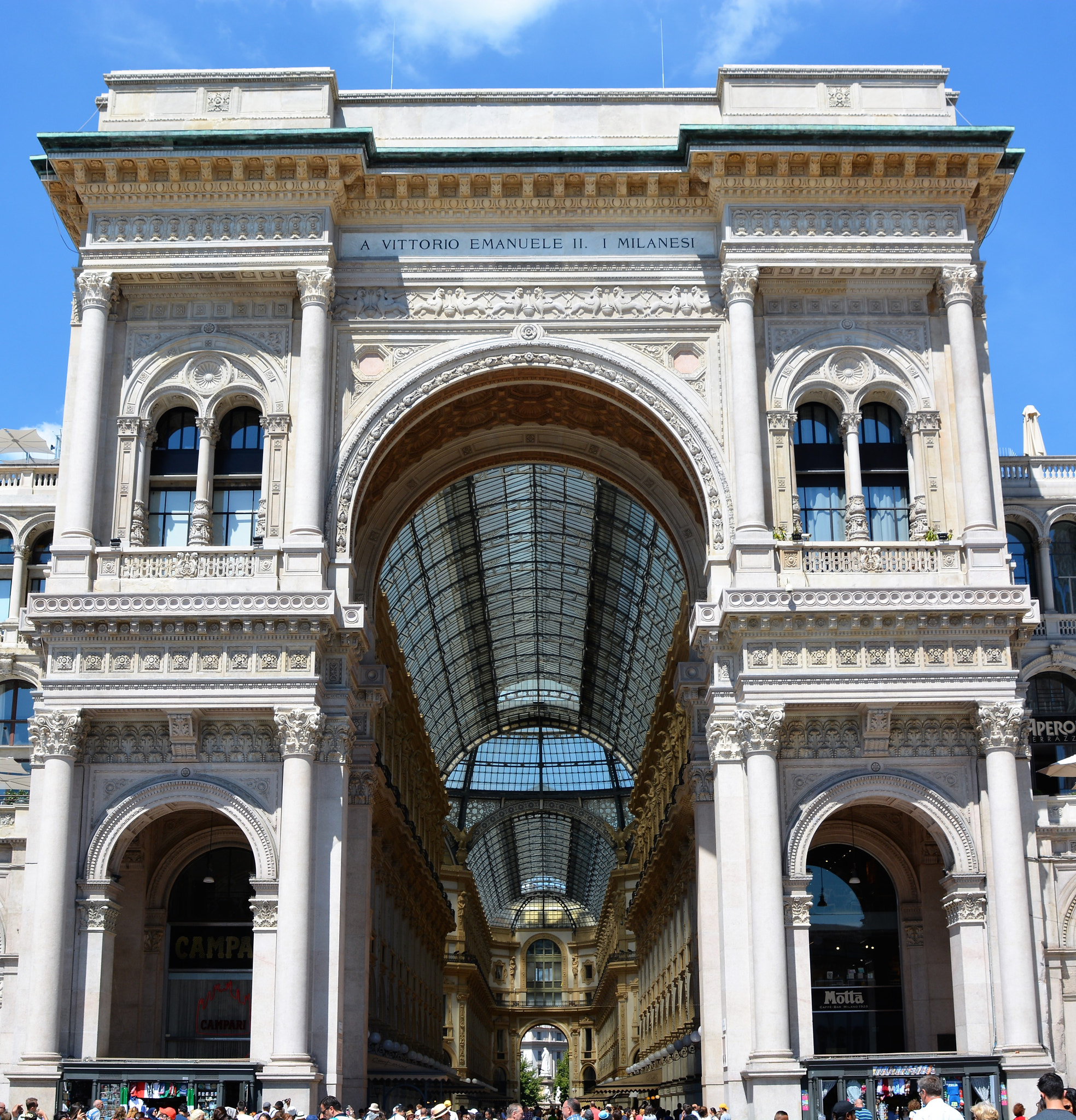 Nikon D7100 + Tamron SP 24-70mm F2.8 Di VC USD sample photo. Entrata galleria vittorio emanuele milano photography