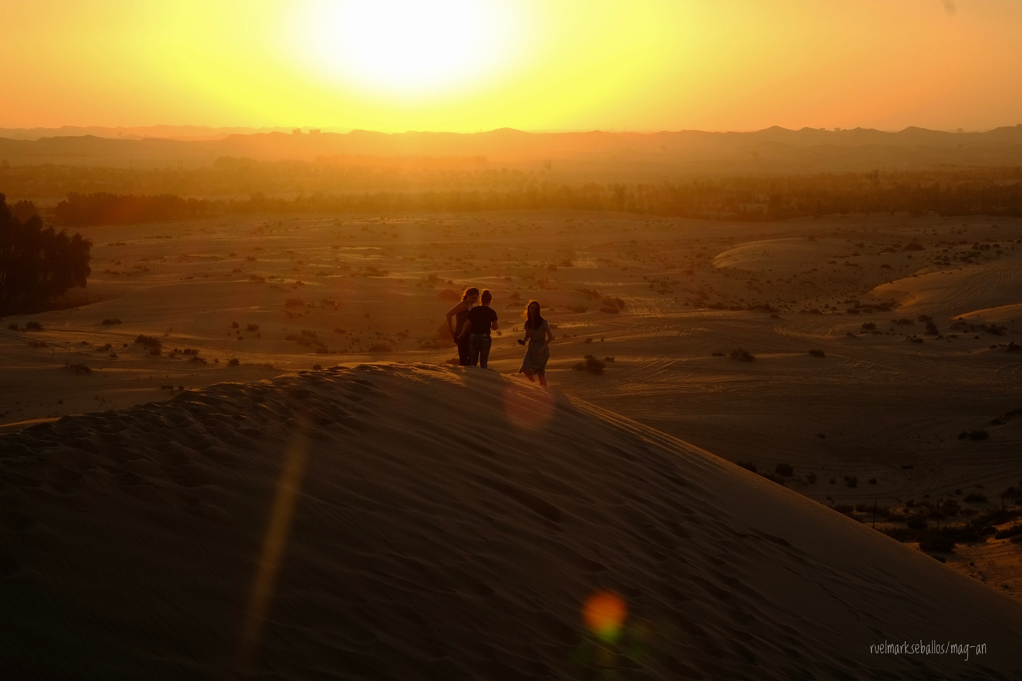 Fujifilm X-E1 sample photo. Sunset in the desert. photography