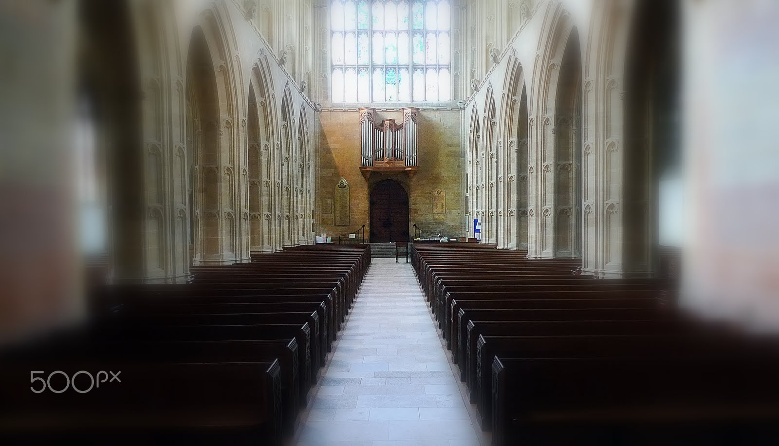 Leica D-LUX 4 sample photo. Sherborne abbey photography