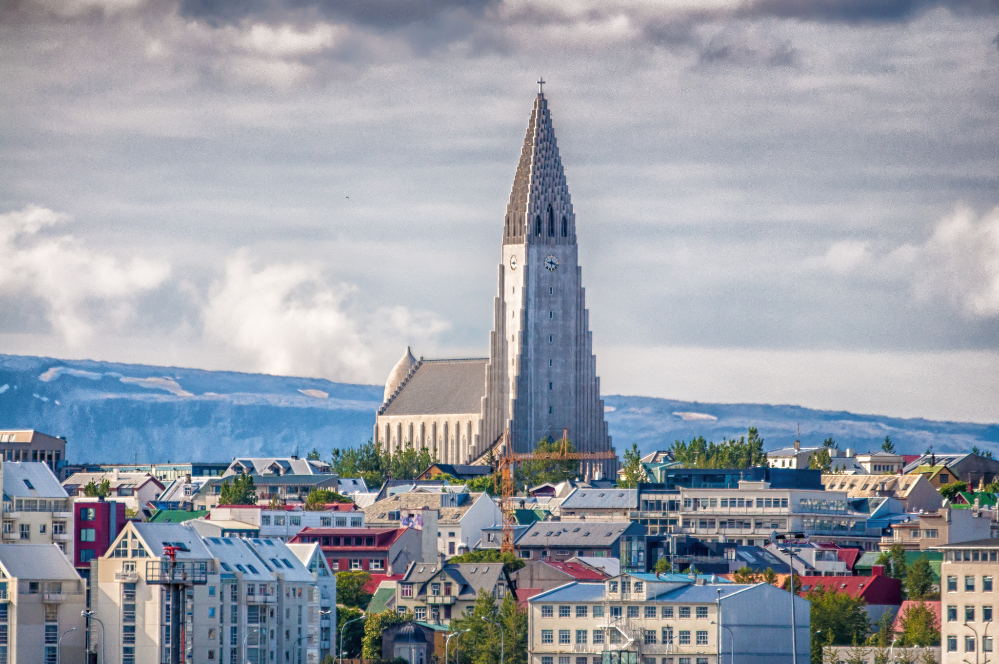 Nikon D90 + Sigma 120-400mm F4.5-5.6 DG OS HSM sample photo. Reykjavik hallgrímskirkja photography