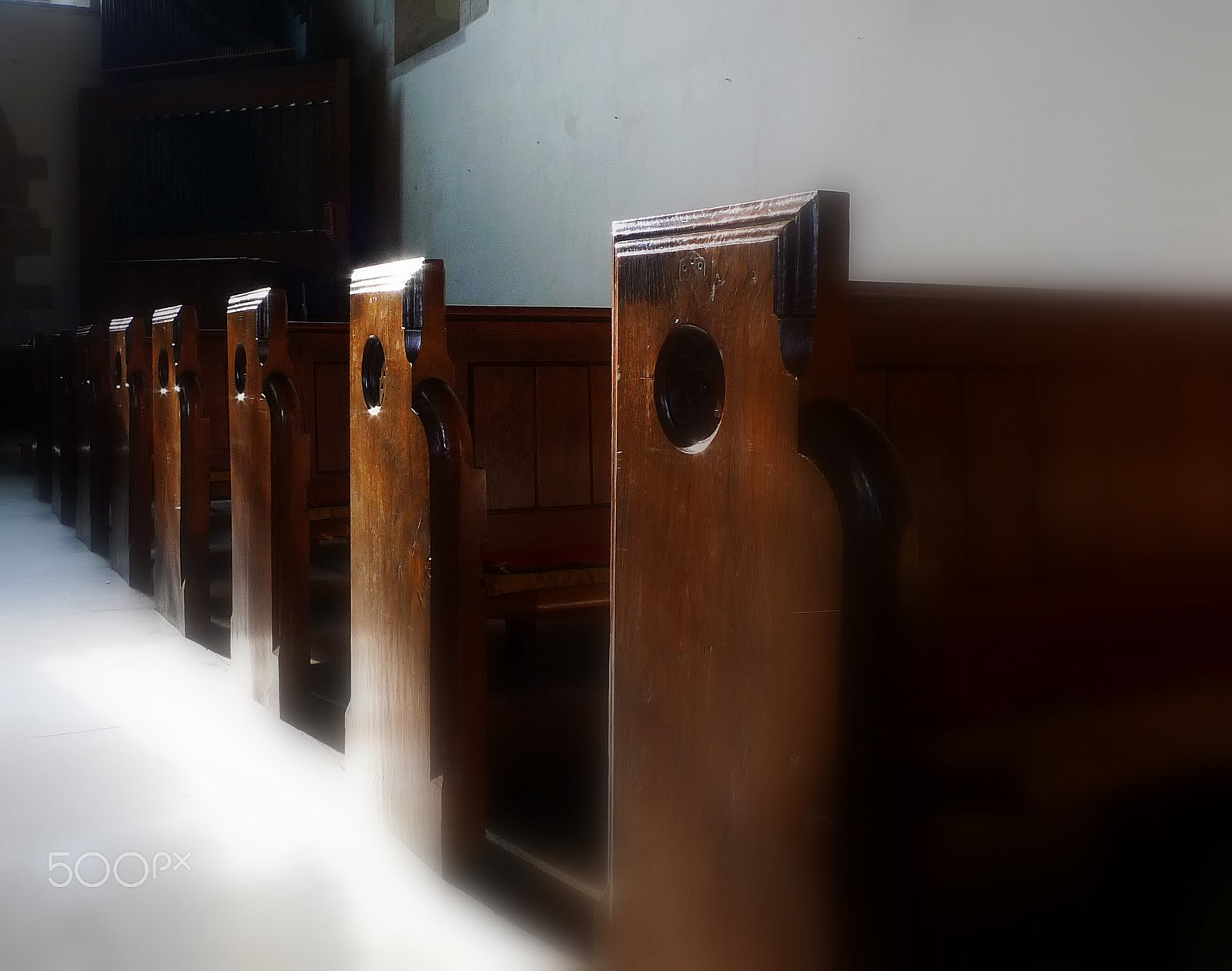 Leica D-LUX 4 sample photo. Quiet moment with my lord photography