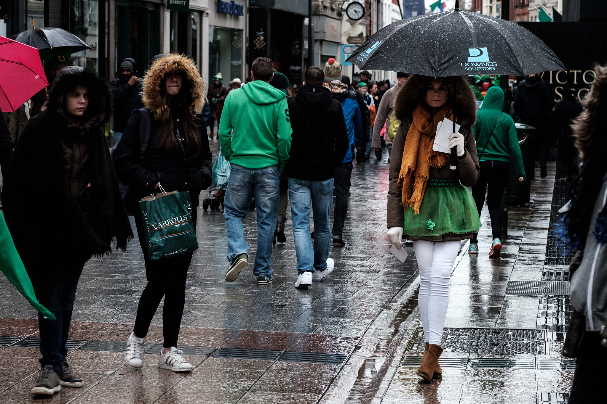 Fujifilm XF 56mm F1.2 R sample photo. Waiting in the rain photography