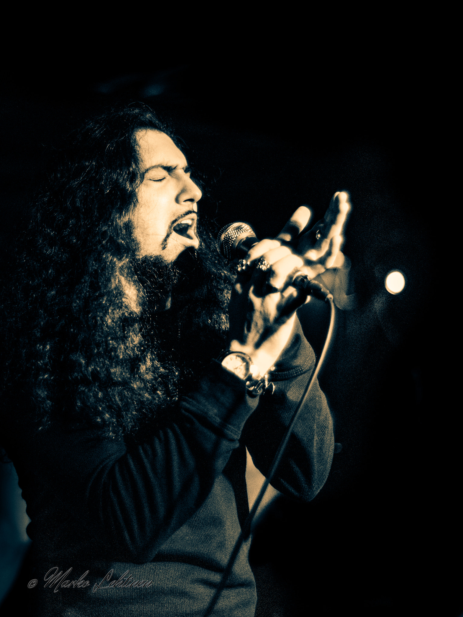 Sony a7 sample photo. Damnation plan live at pub katse photography