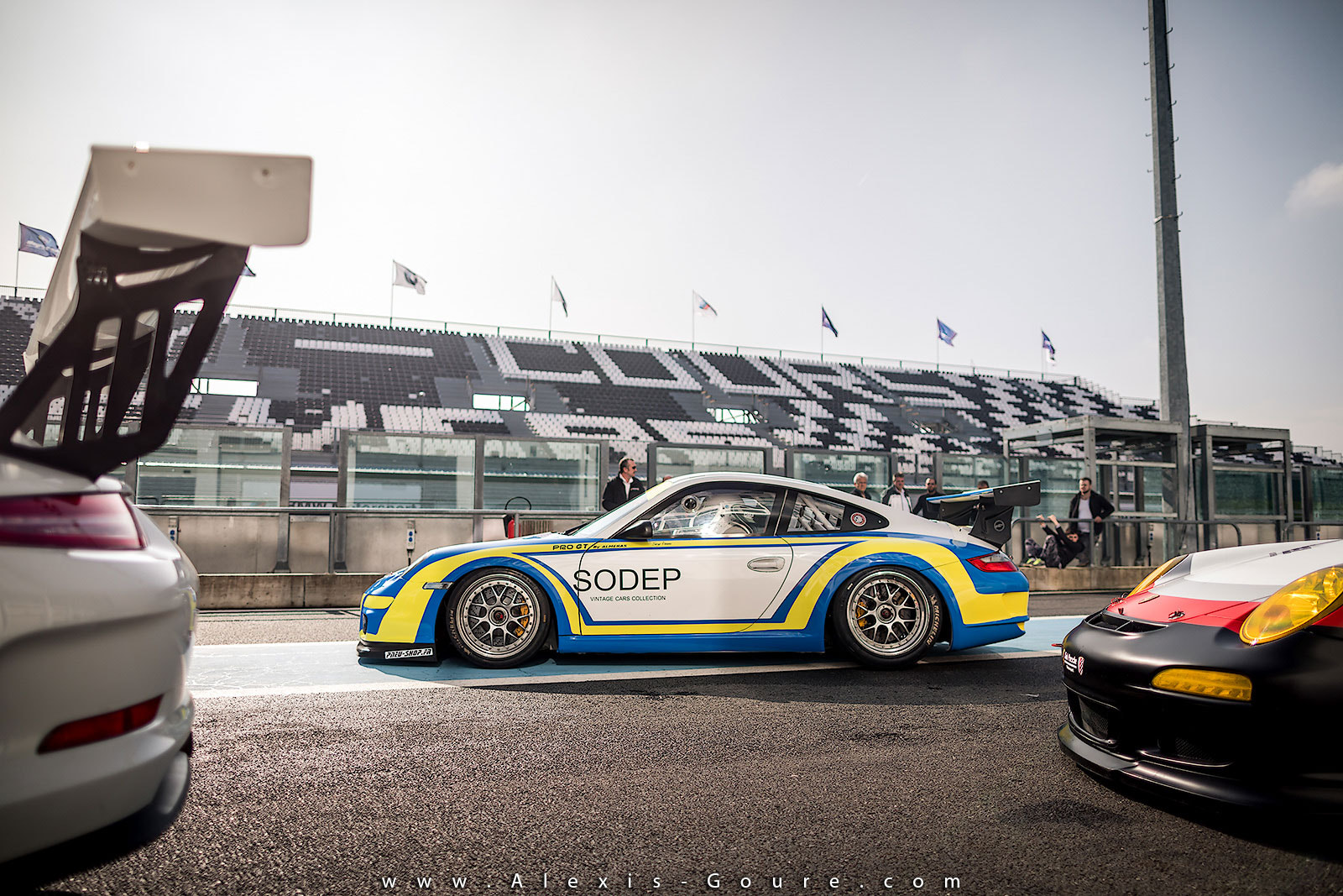 Canon EF 24mm F1.4L II USM sample photo. Porsche club motorsport - test days at magny cours photography