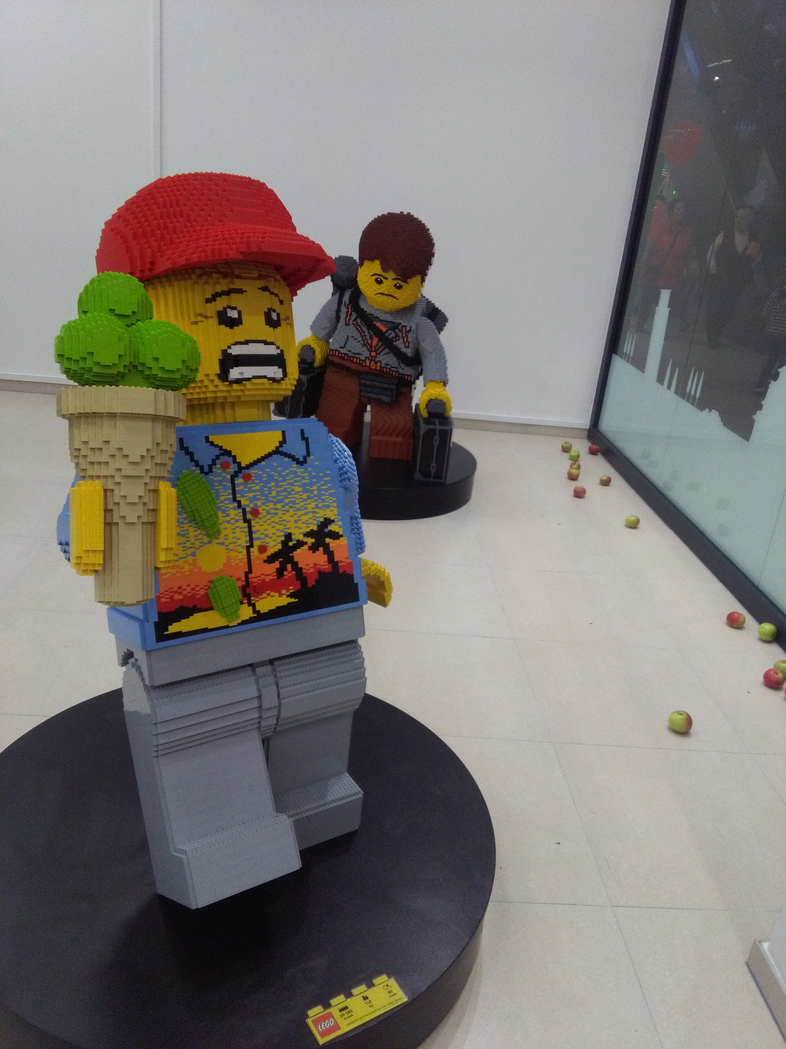 HUAWEI Y6 sample photo. Lego photography