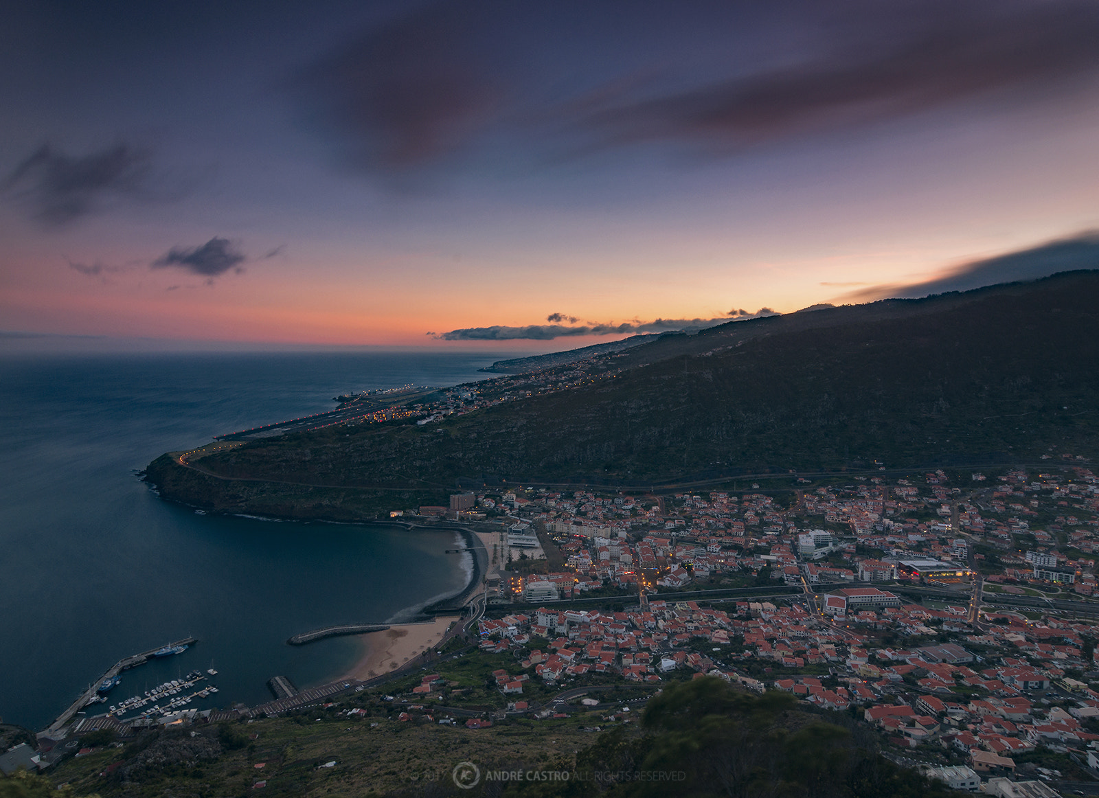 Tokina AT-X Pro 12-24mm F4 (IF) DX sample photo. Dusk photography