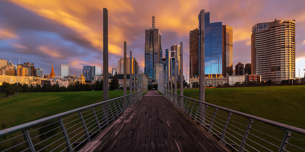 sunrise in the city by Kieran Stone on 500px.com
