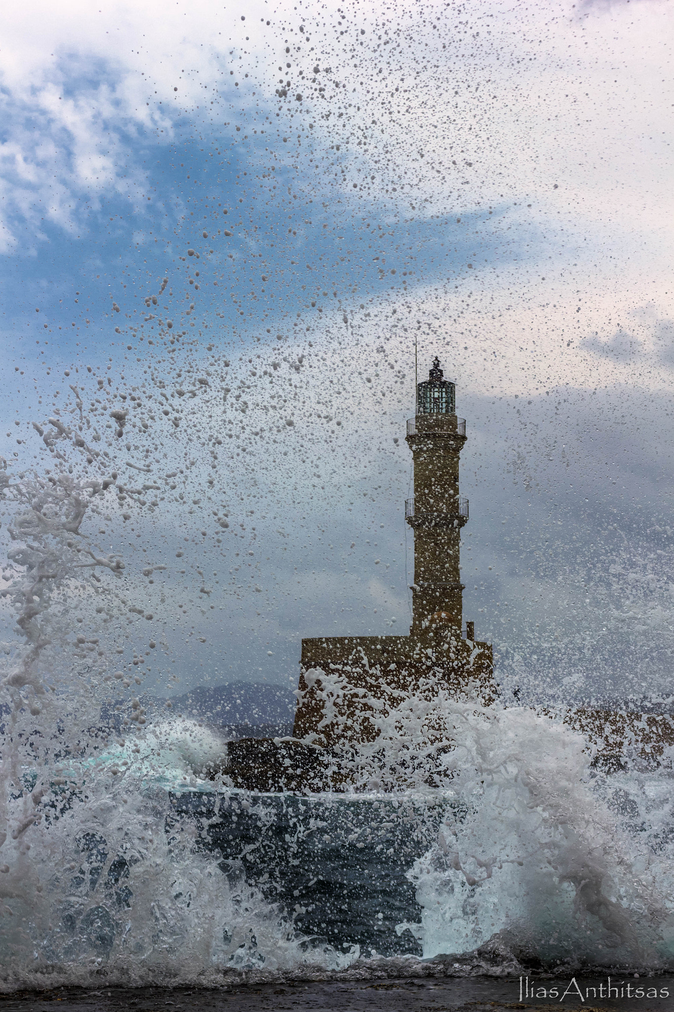 Canon EOS 550D (EOS Rebel T2i / EOS Kiss X4) sample photo. Chania lighthouse photography